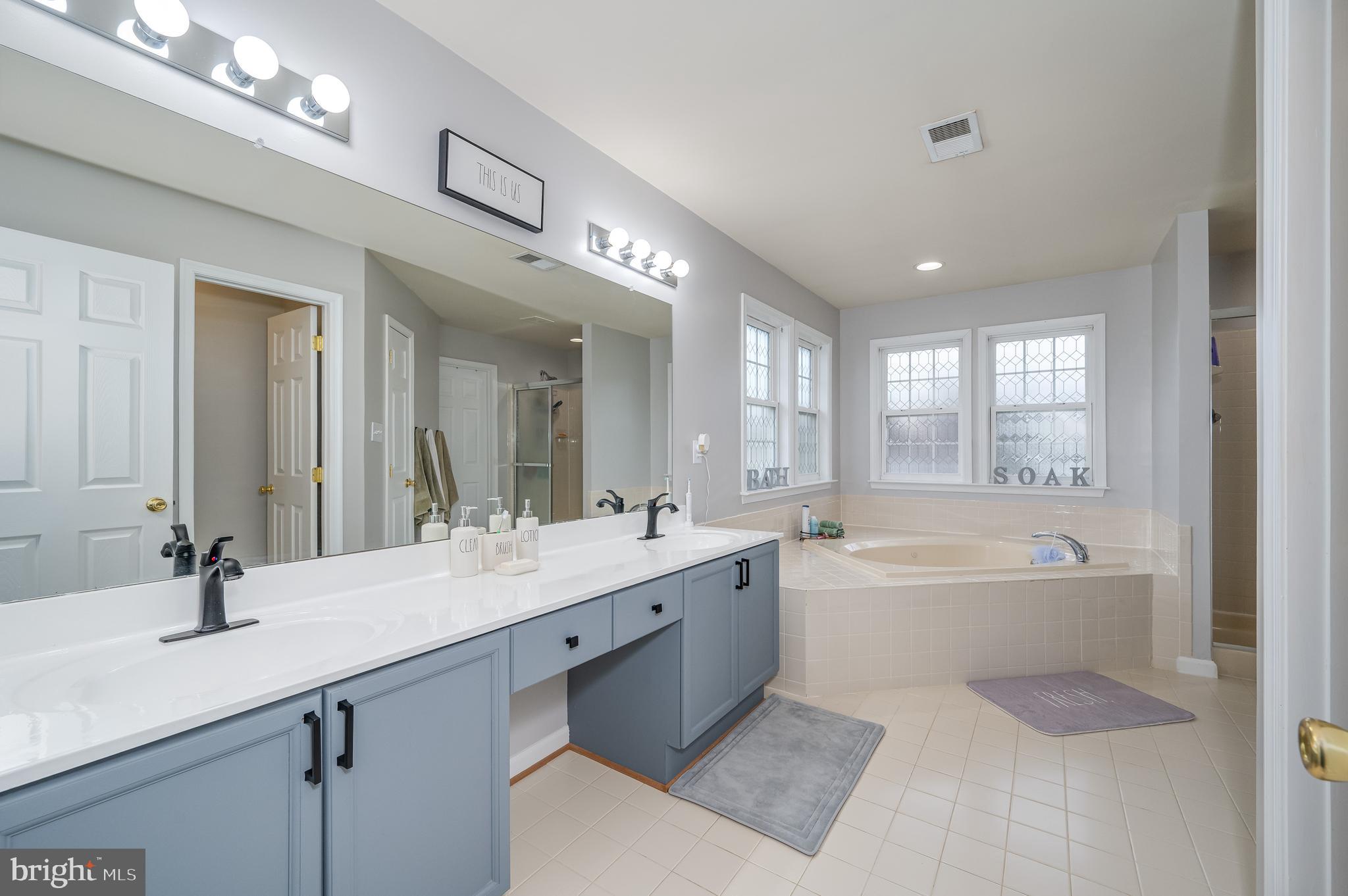 THE GALLERY - Residential