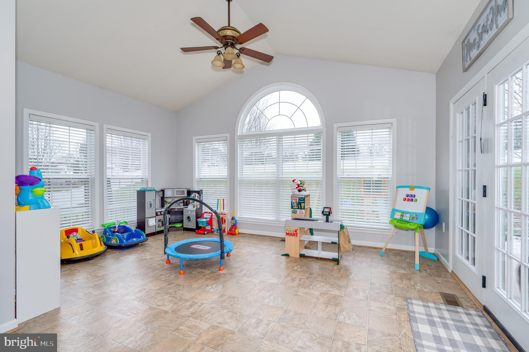 THE GALLERY - Residential