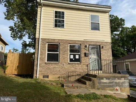 Homes For Sale - 5707 Davey Street<br/> CAPITOL HEIGHTS, MD 20743