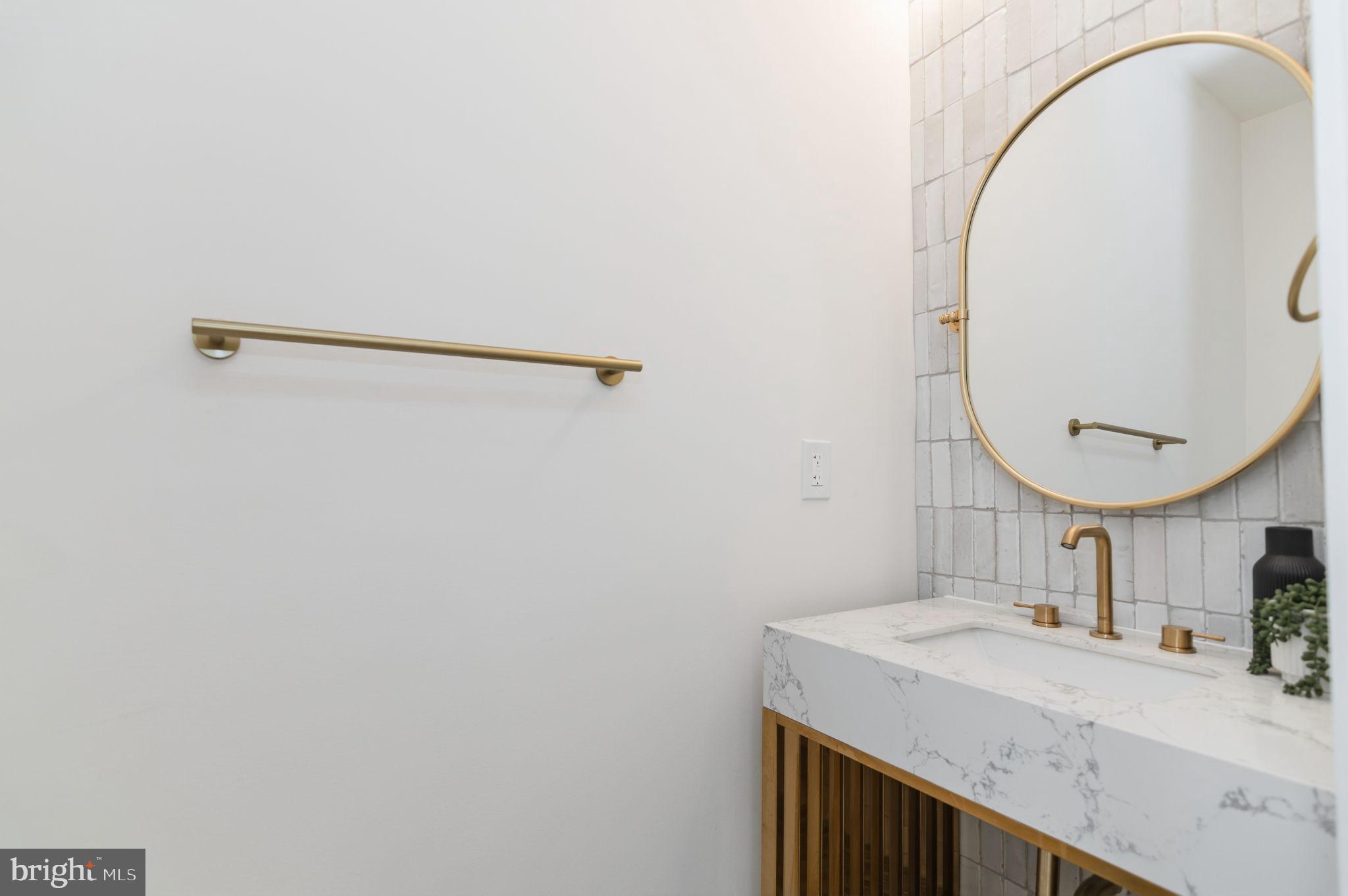 HIGHVIEW PARK - Residential