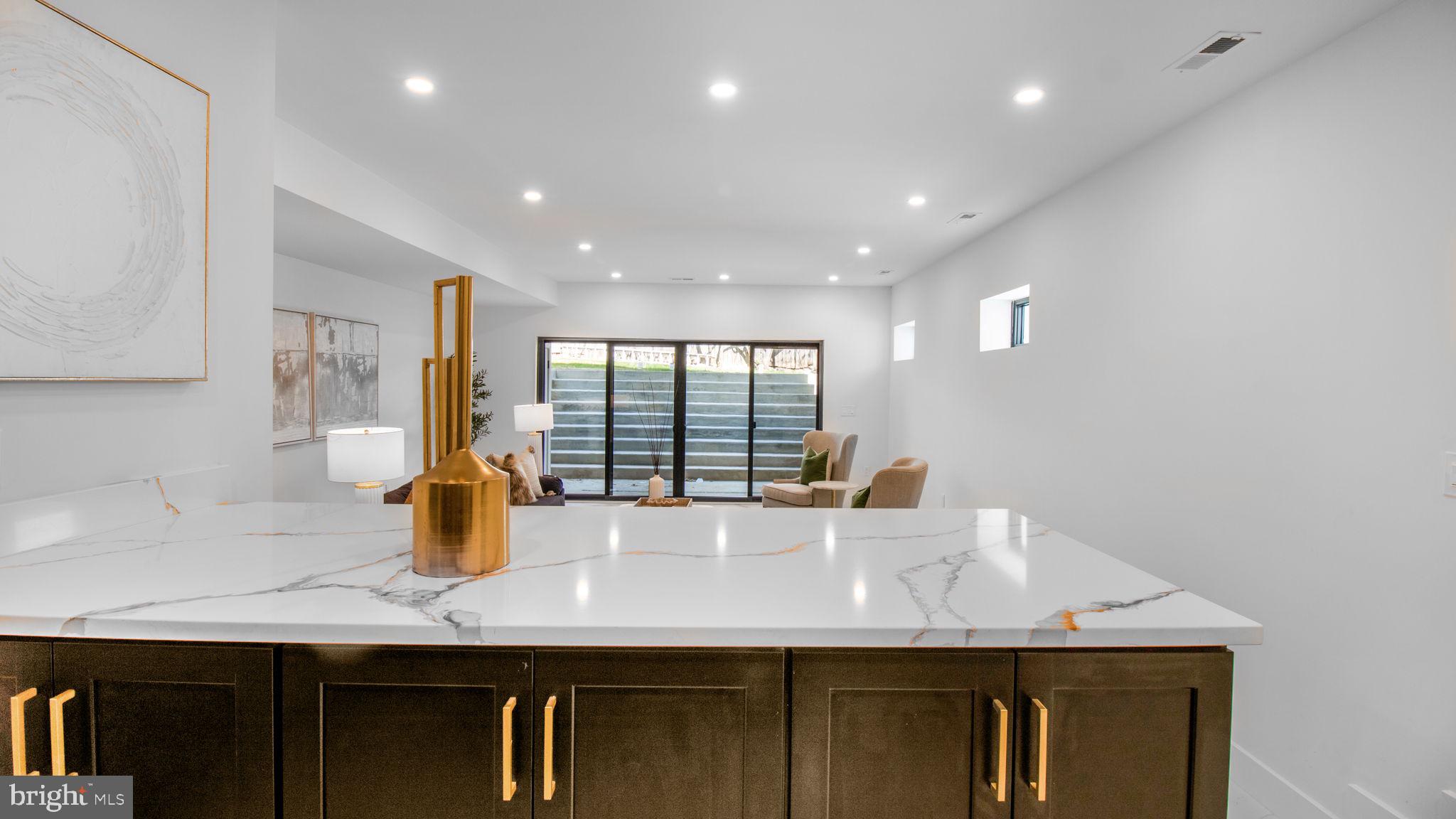 HIGHVIEW PARK - Residential