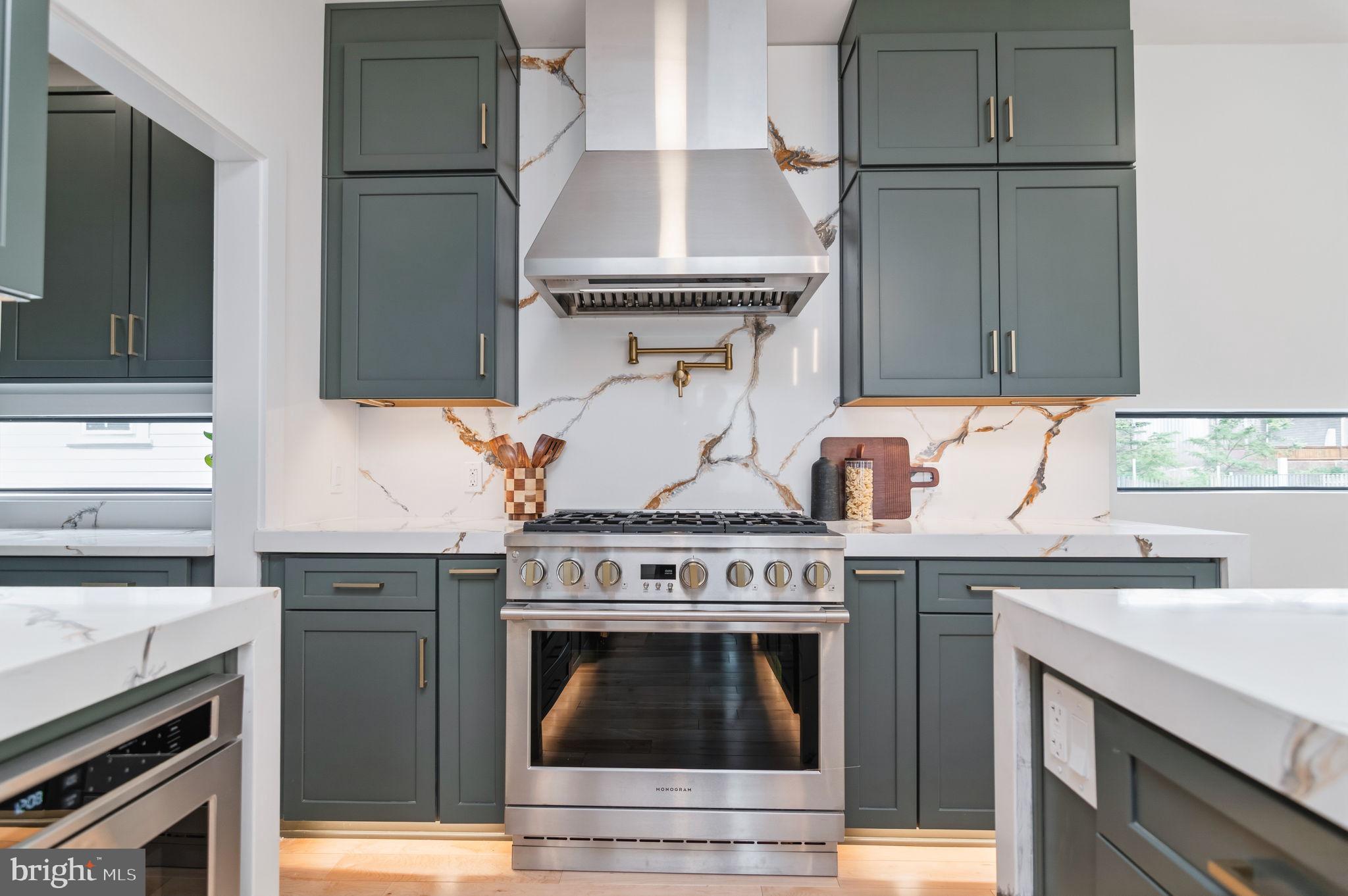 HIGHVIEW PARK - Residential