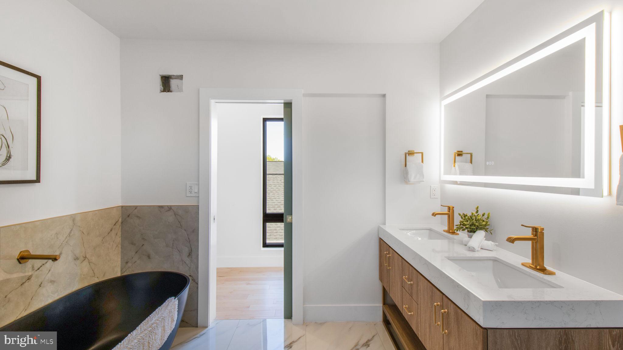 HIGHVIEW PARK - Residential