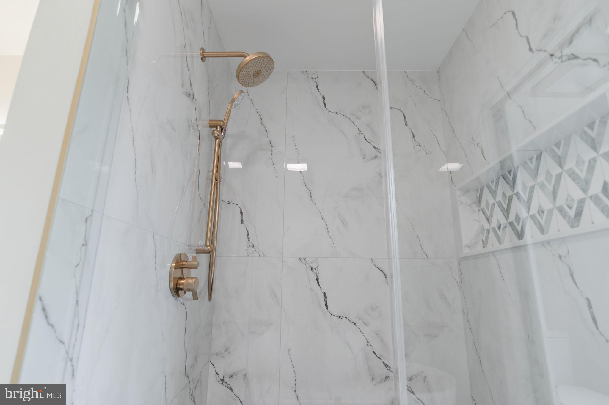 HIGHVIEW PARK - Residential