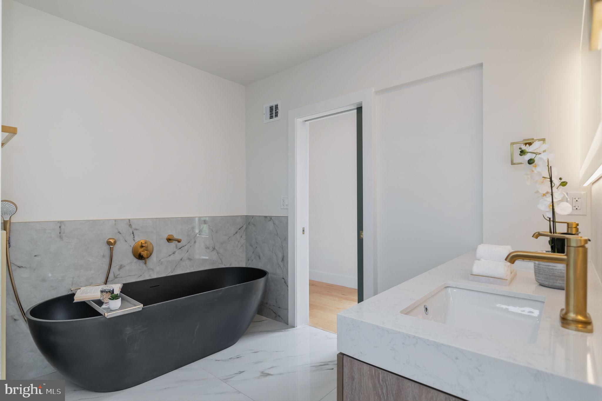 HIGHVIEW PARK - Residential