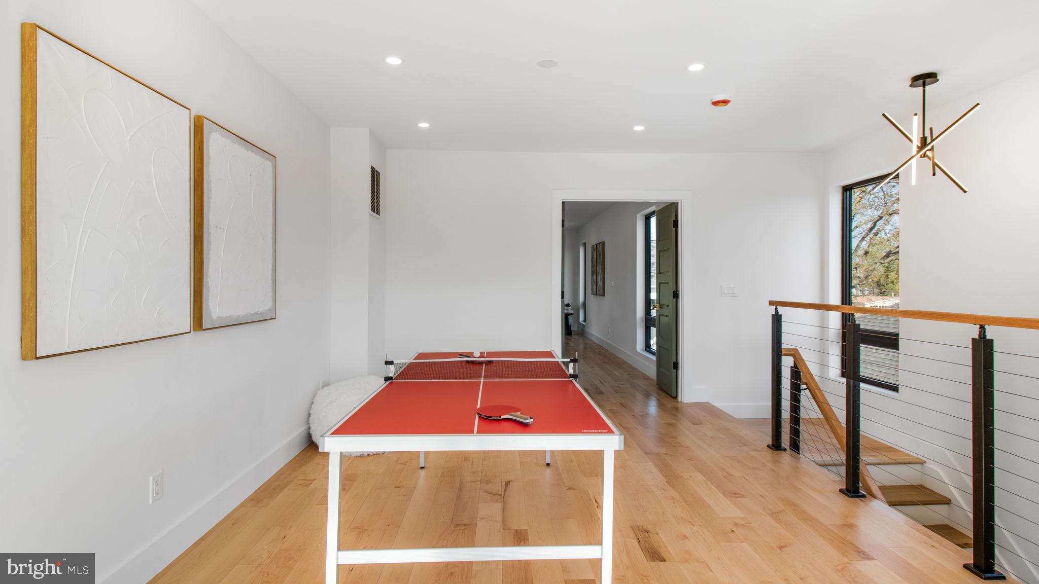 HIGHVIEW PARK - Residential