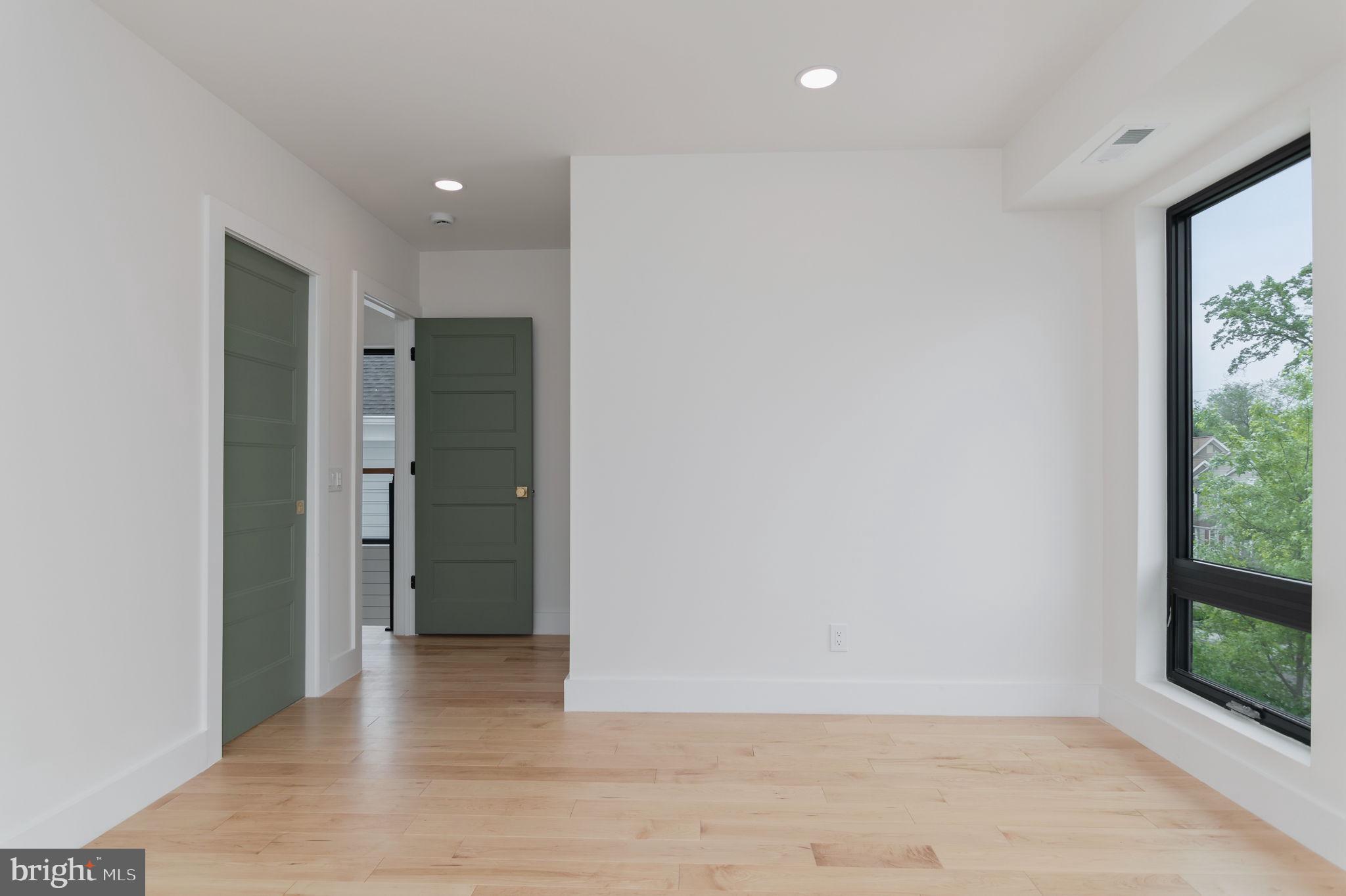 HIGHVIEW PARK - Residential