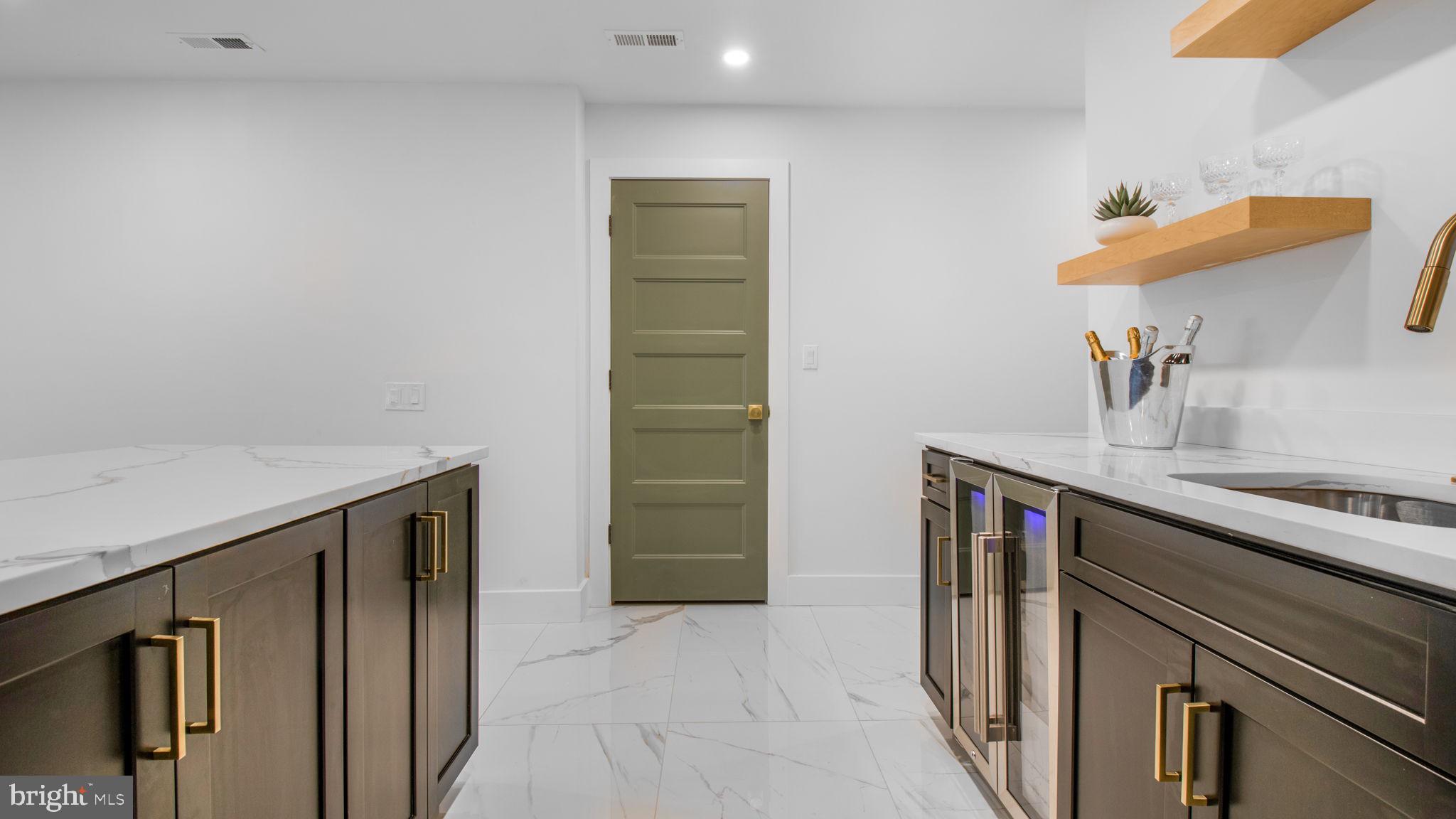 HIGHVIEW PARK - Residential