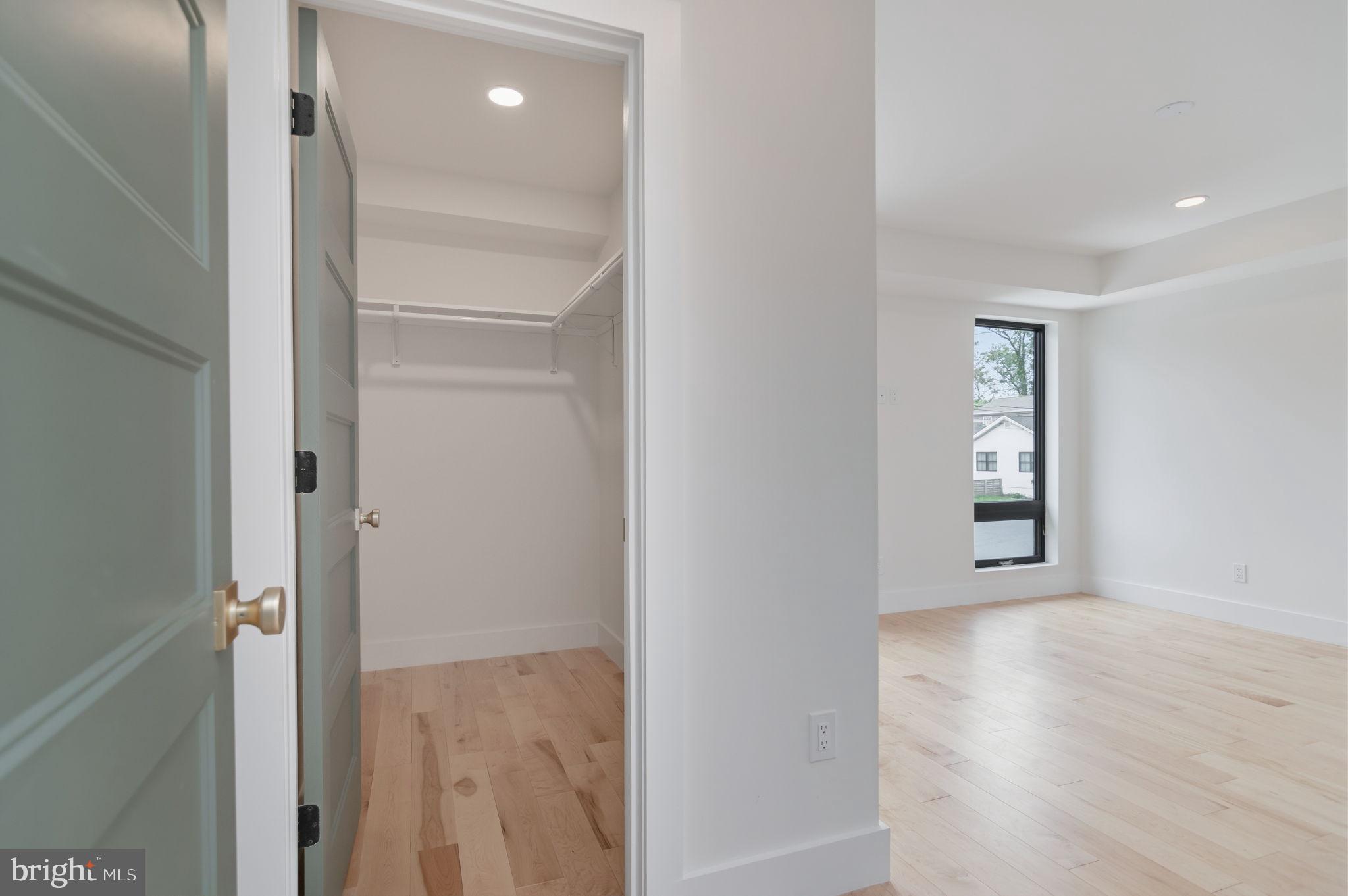 HIGHVIEW PARK - Residential