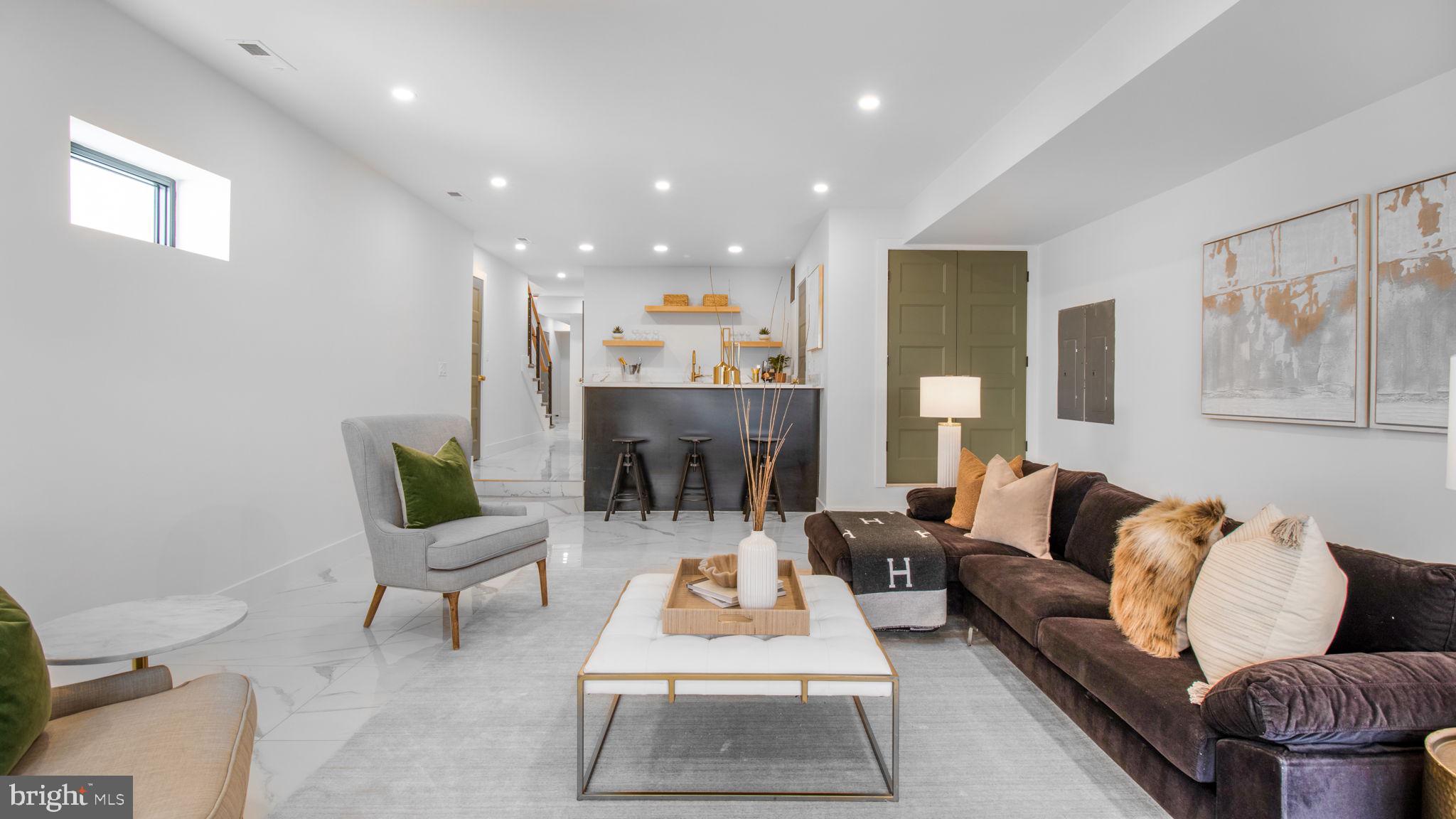 HIGHVIEW PARK - Residential