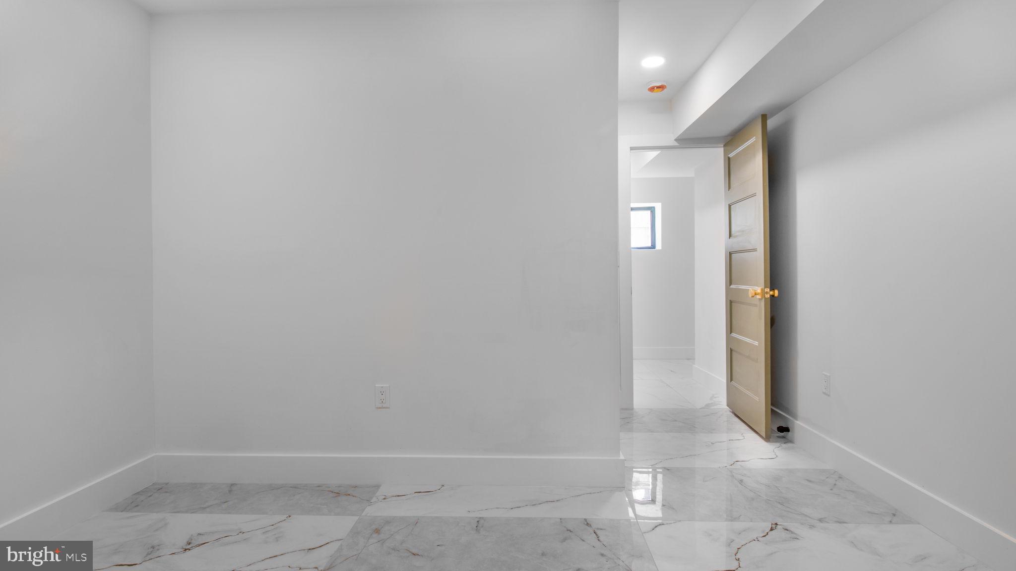 HIGHVIEW PARK - Residential