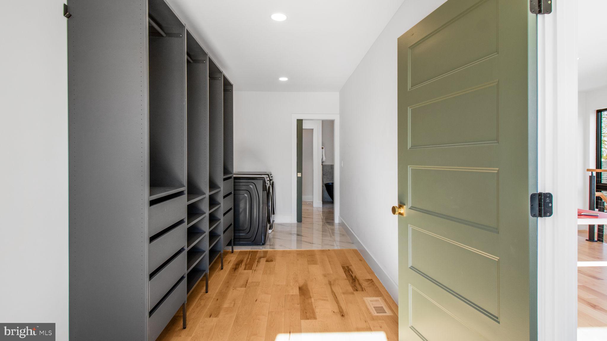 HIGHVIEW PARK - Residential