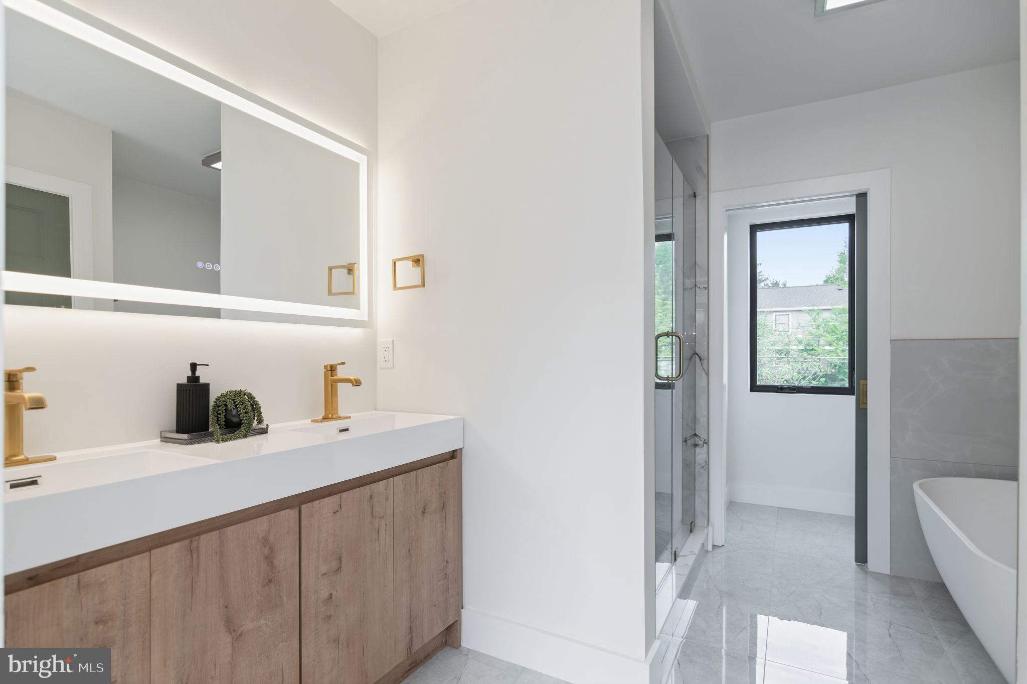 HIGHVIEW PARK - Residential