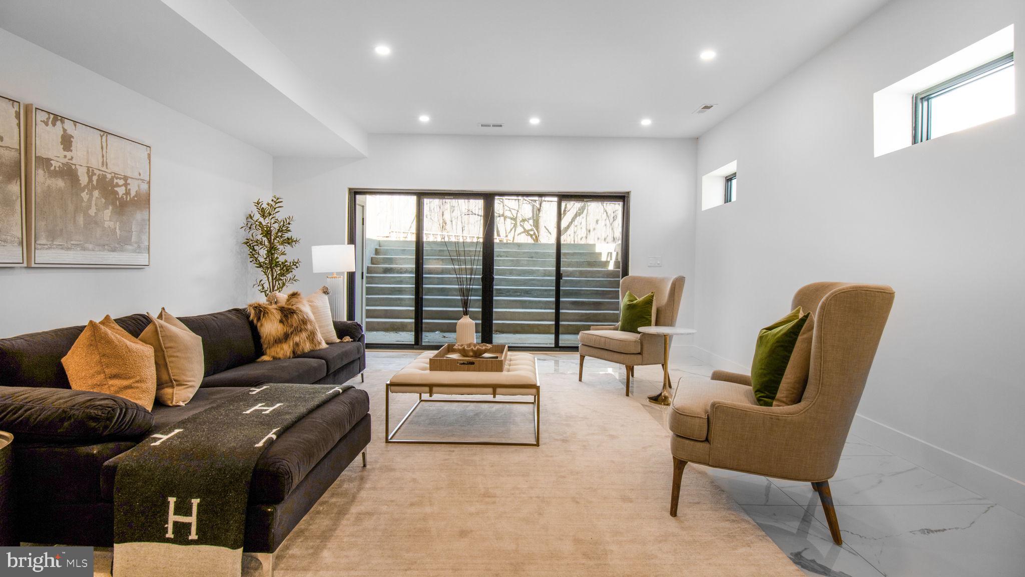 HIGHVIEW PARK - Residential