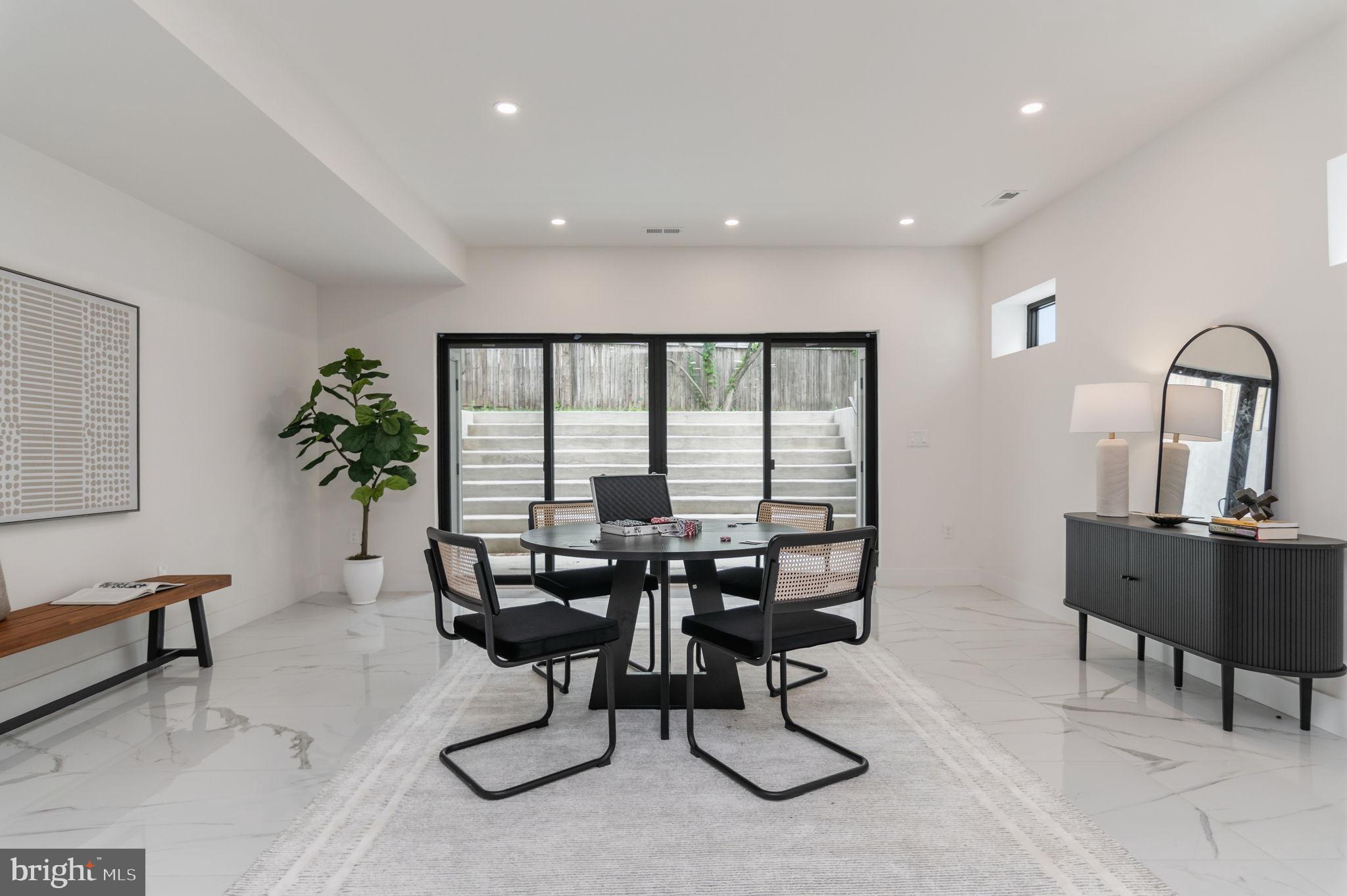 HIGHVIEW PARK - Residential