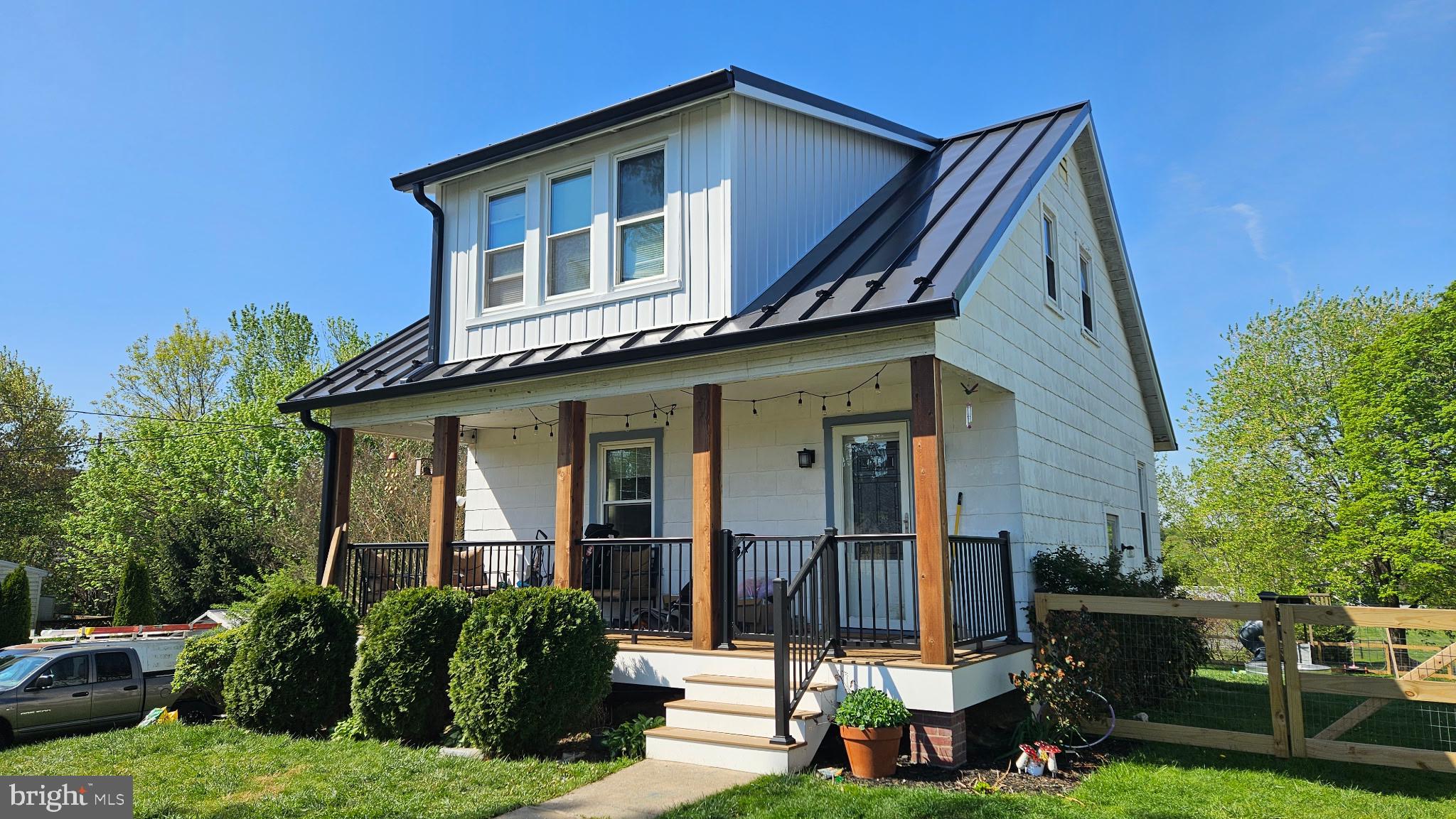 1038 GREEN VALLEY ROAD