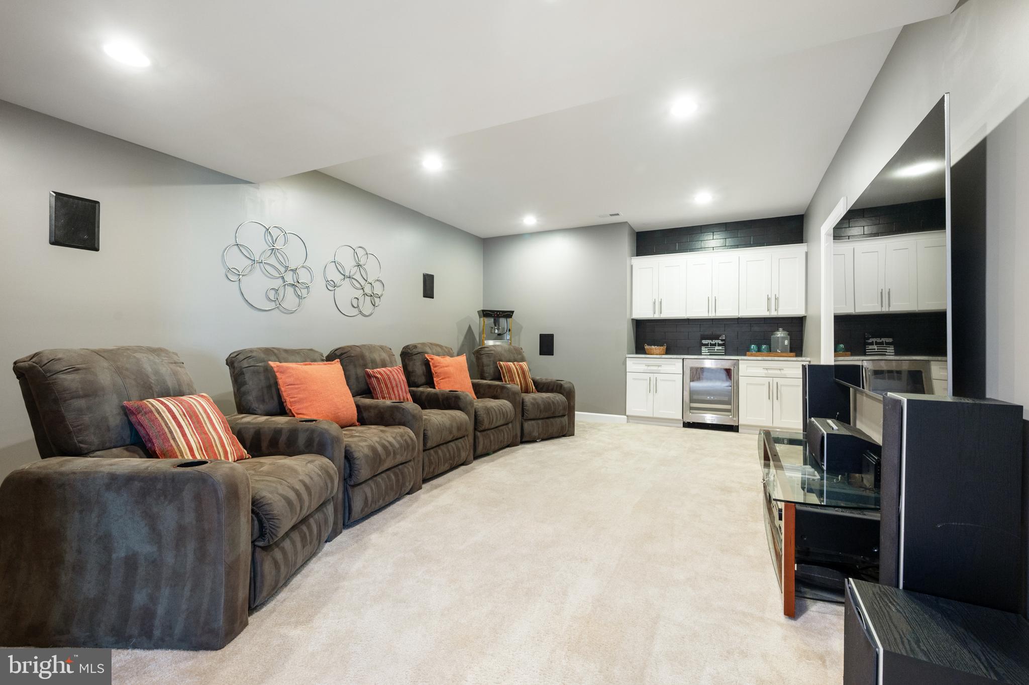 BISHOP'S CREST - Residential