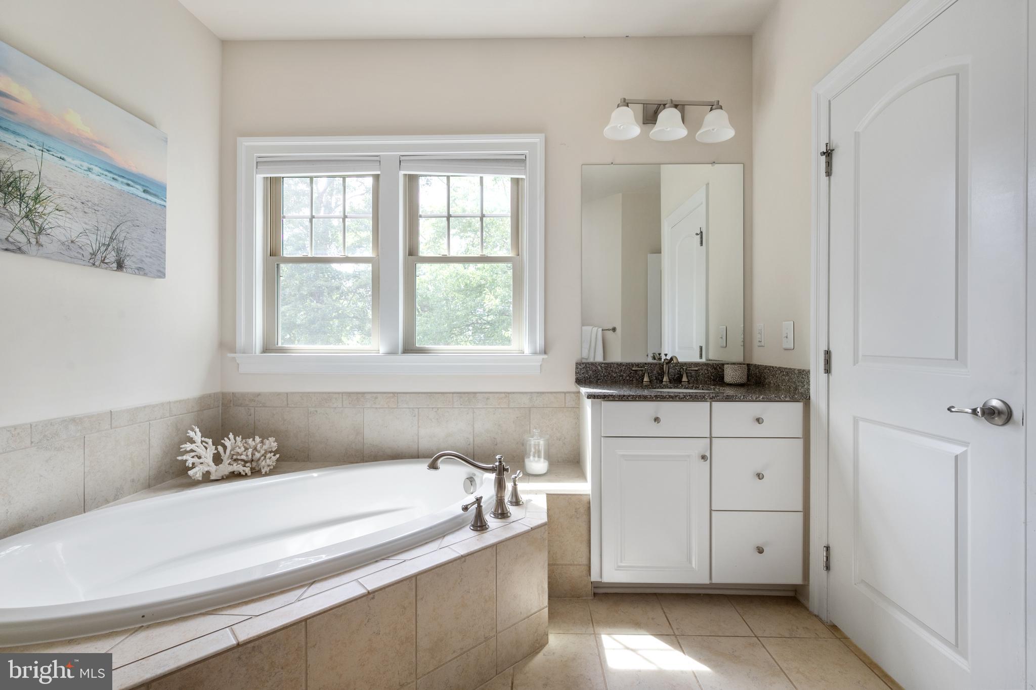 BISHOP'S CREST - Residential