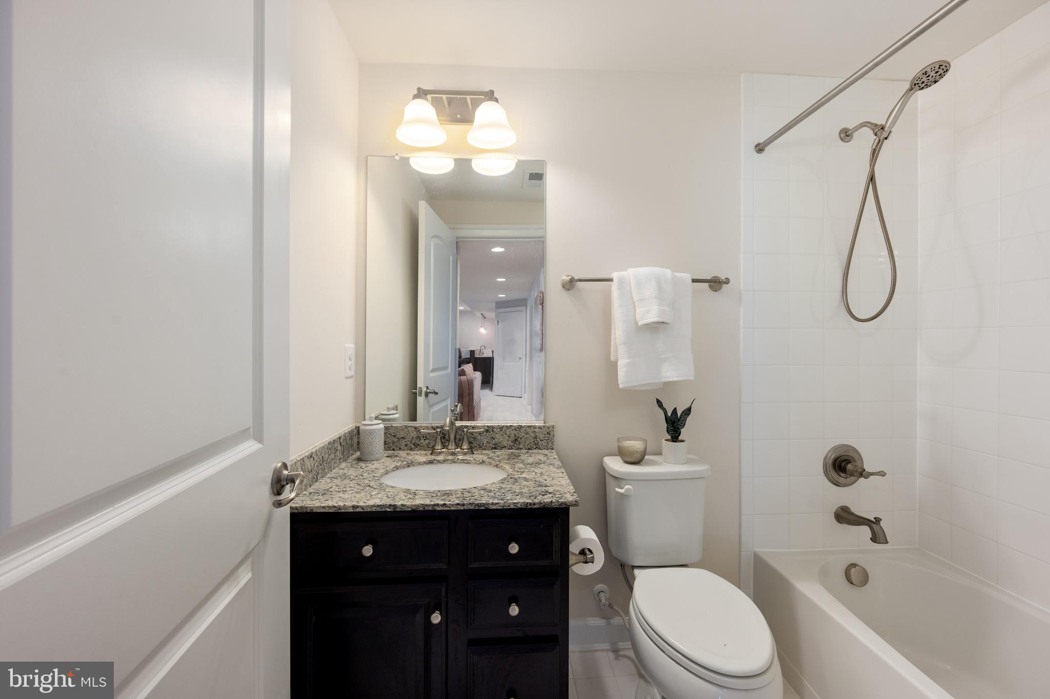 BISHOP'S CREST - Residential