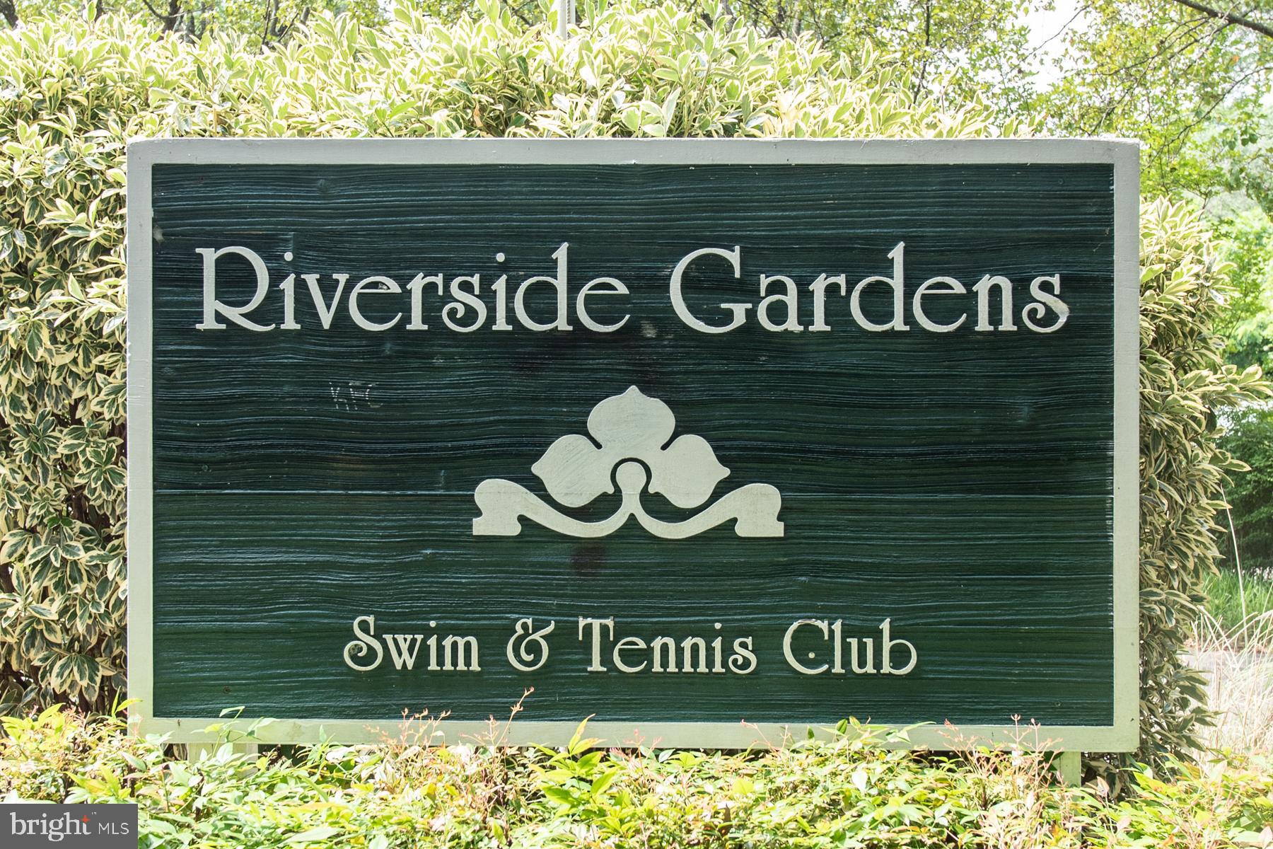 BISHOP'S CREST - Residential