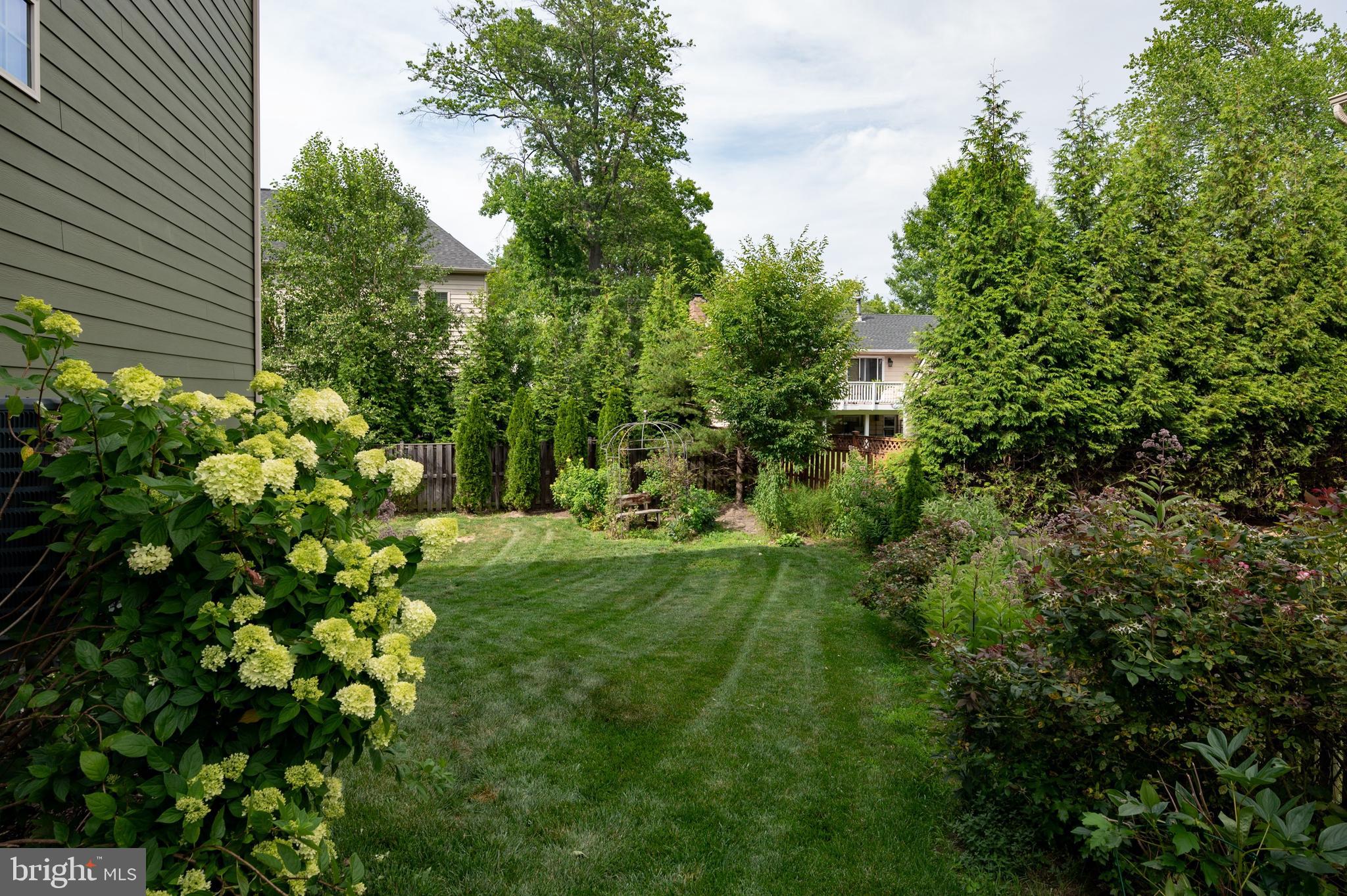 BISHOP'S CREST - Residential