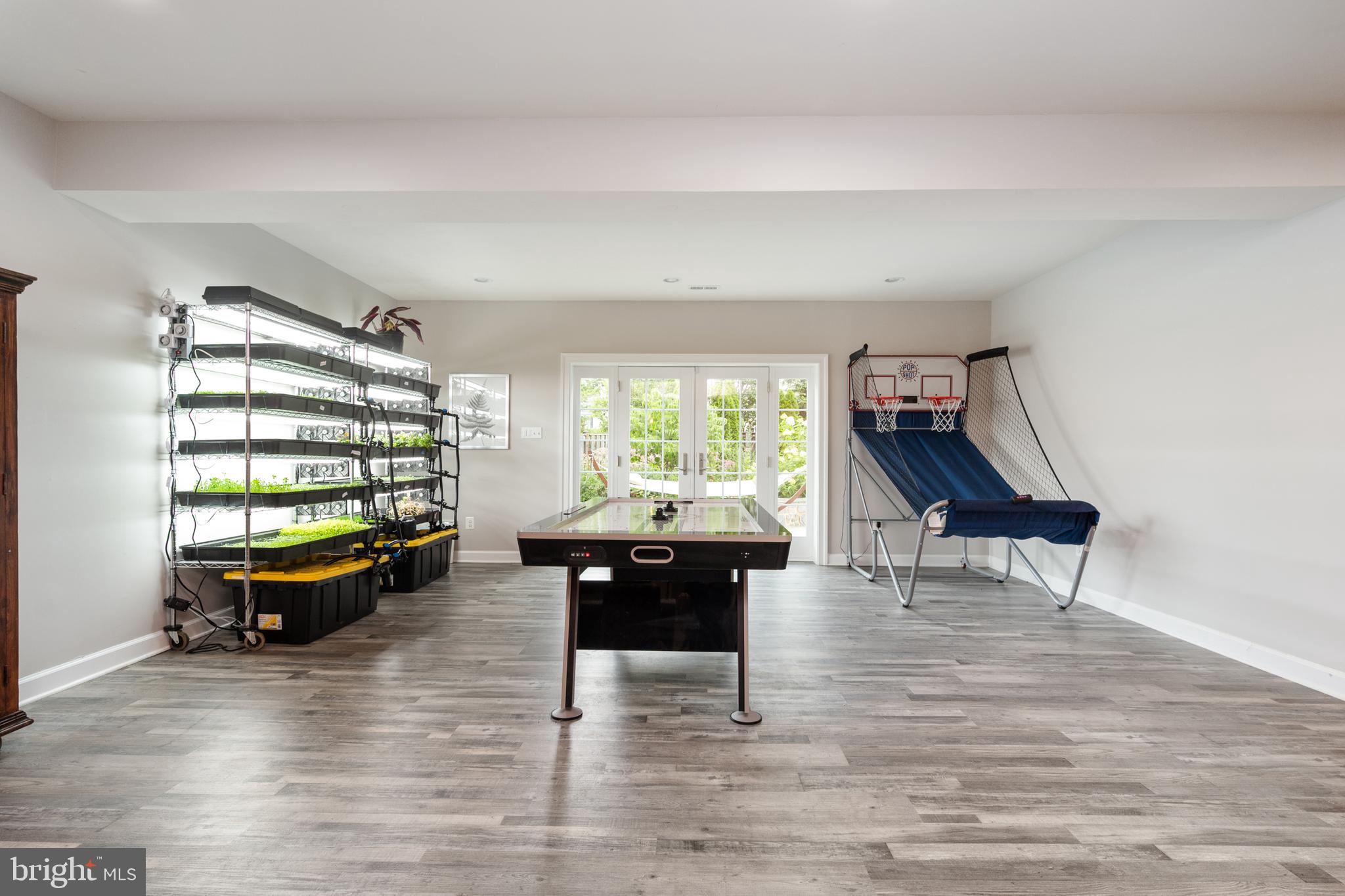 BISHOP'S CREST - Residential