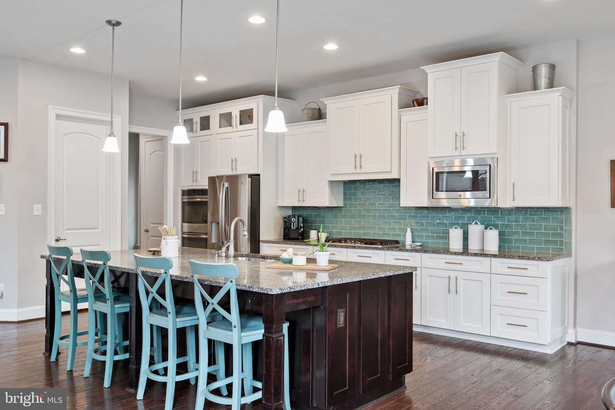 BISHOP'S CREST - Residential