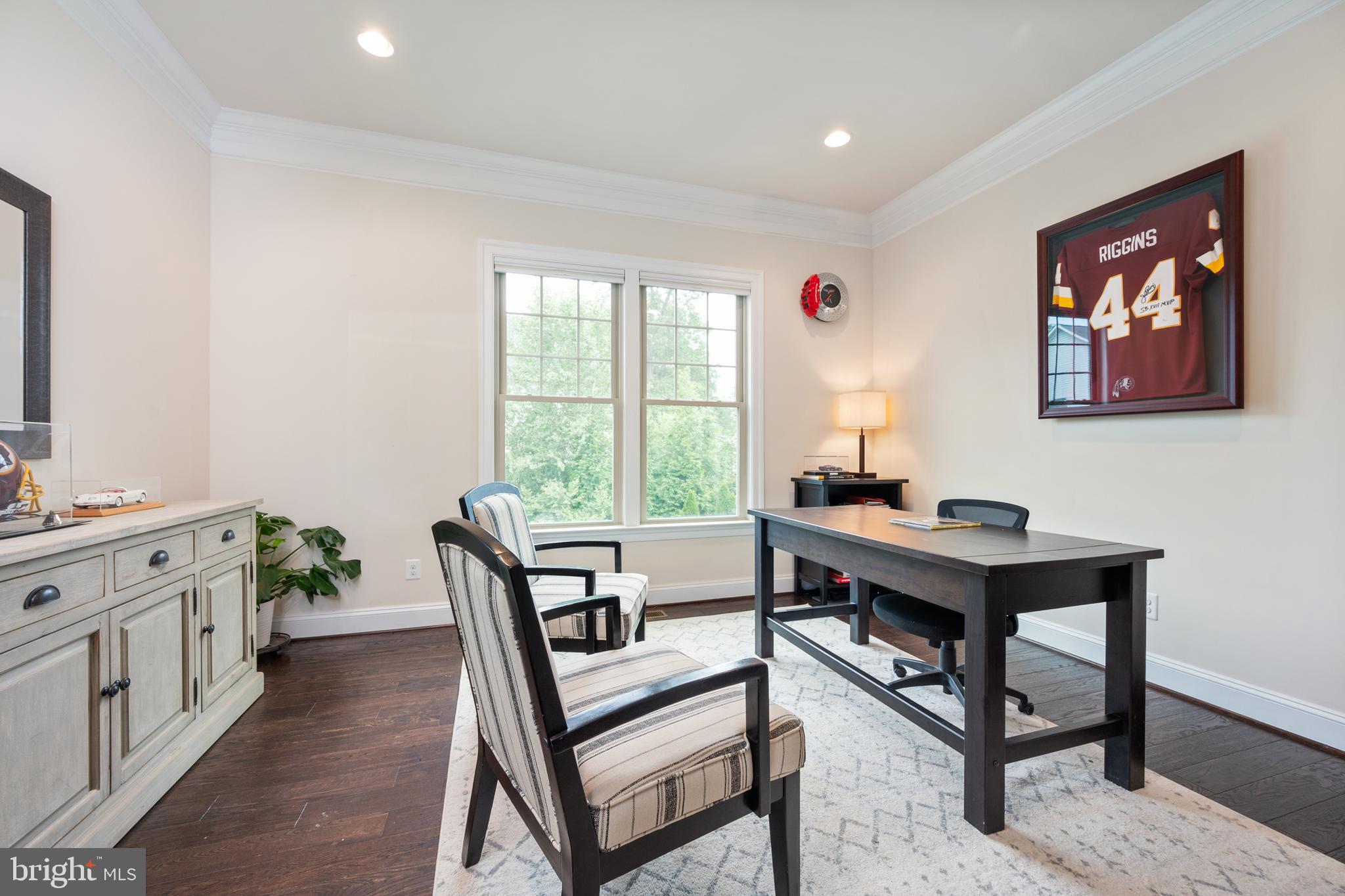 BISHOP'S CREST - Residential