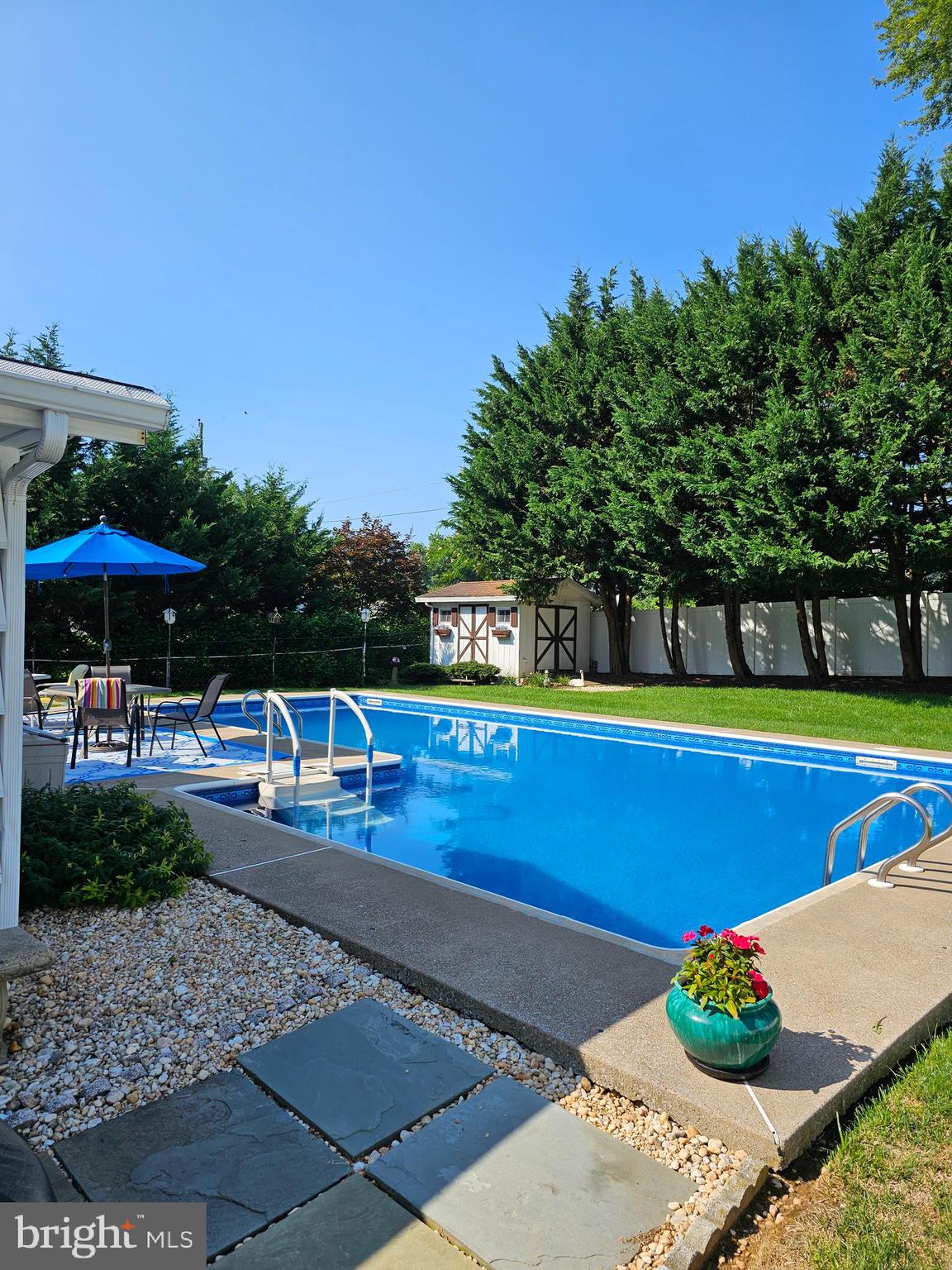 SUNRISE GARDENS - Residential