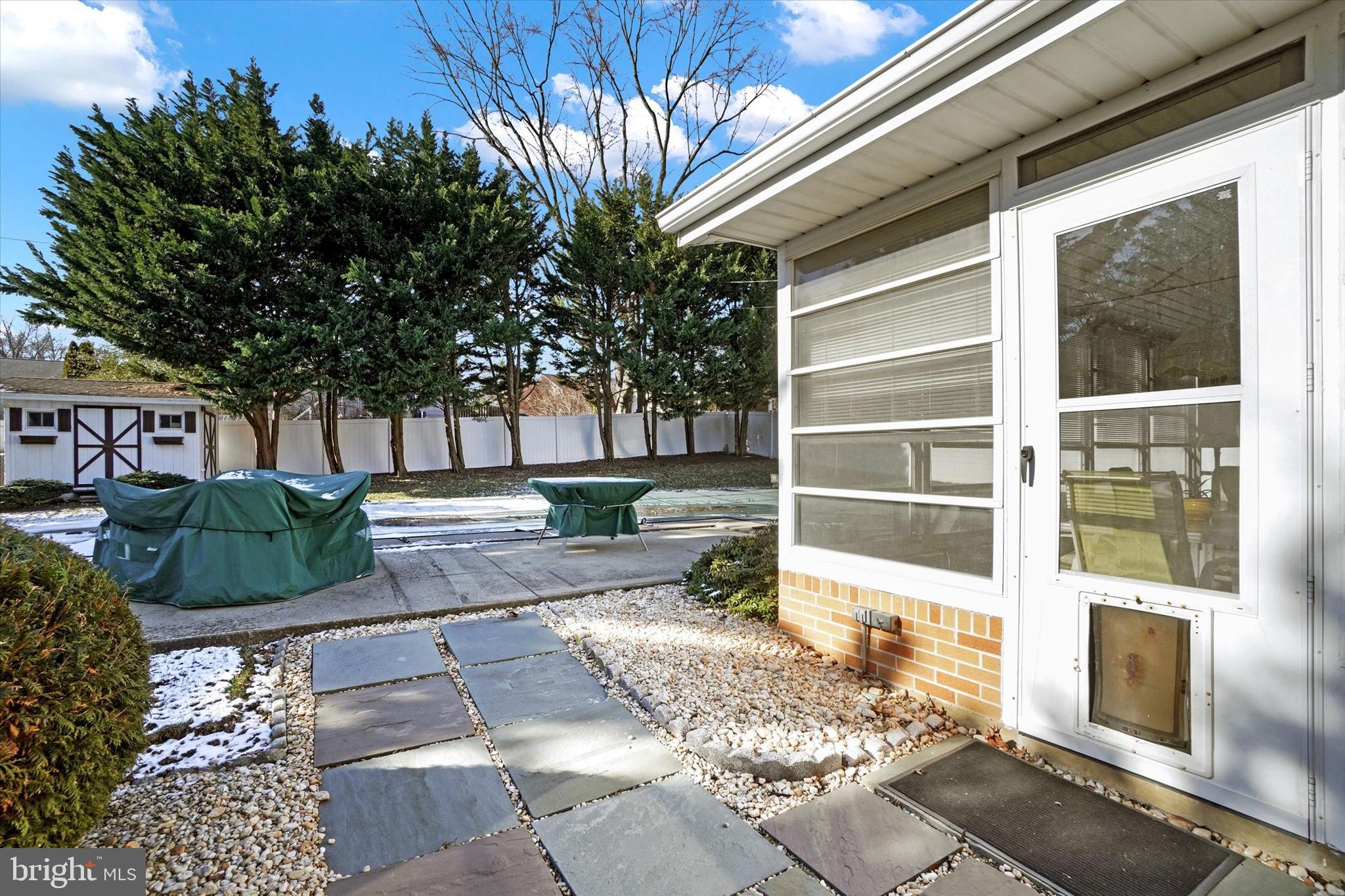 SUNRISE GARDENS - Residential