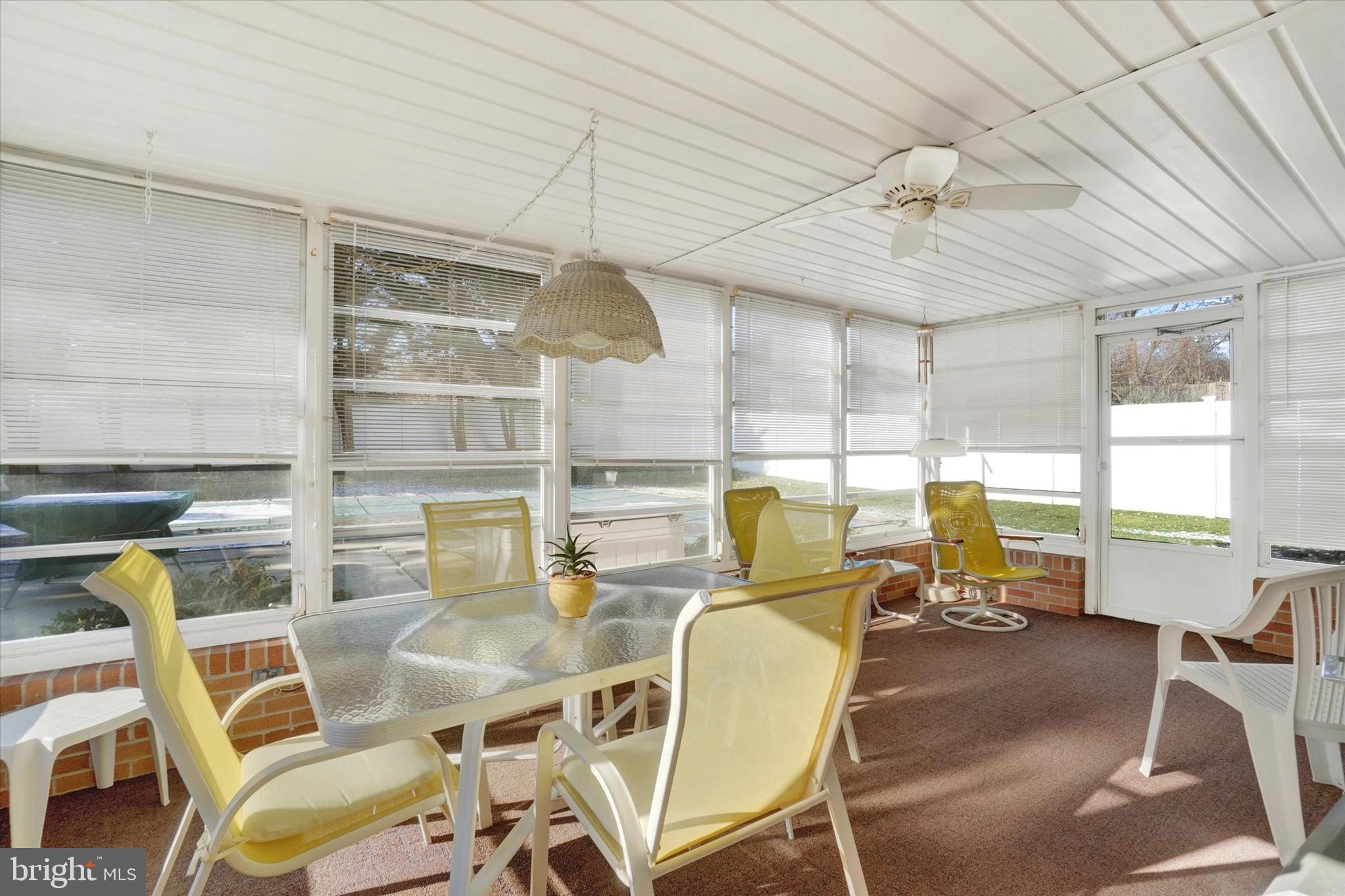 SUNRISE GARDENS - Residential