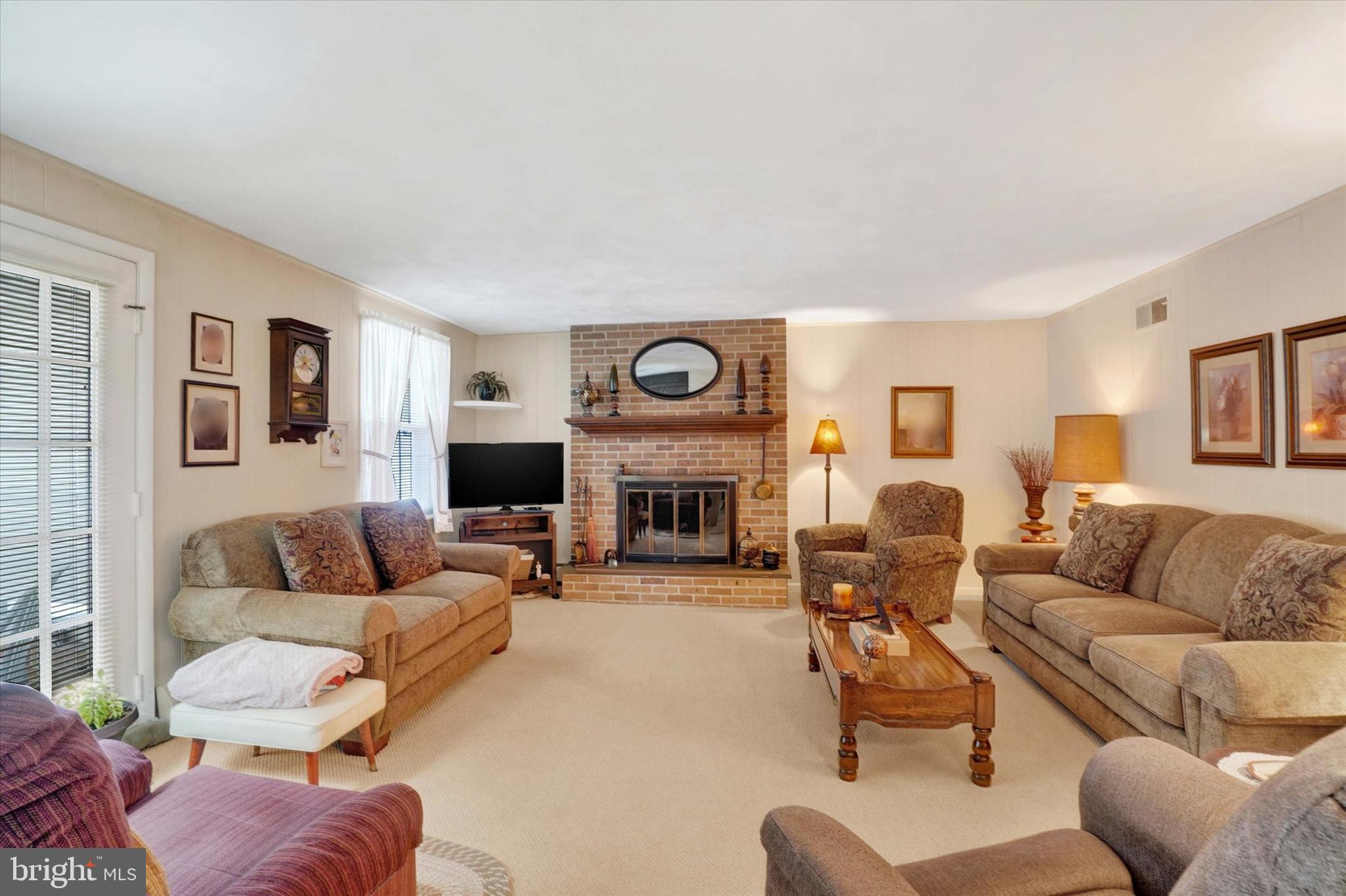 SUNRISE GARDENS - Residential