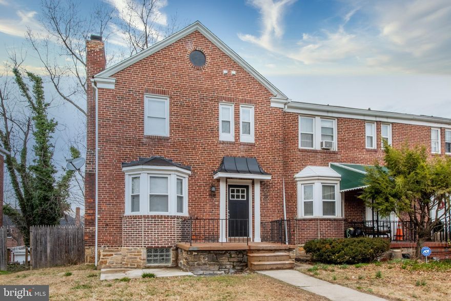 Beautifully updated 4 bedroom and 3 full bath end of group townhouse. Featuring an open layout and neutral colors. All new kitchen with stainless appliances, granite countertop, and ceramic backsplash. The second level has three nice size bedrooms and two remodeled bathrooms. Gleaming hardwood floors on the first and second floor with new carpet in the basement. One car detached garage with an automatic opener. This house is a must see!