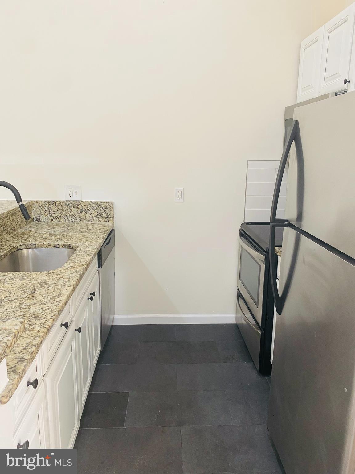TEMPLE UNIVERSITY - Residential Lease
