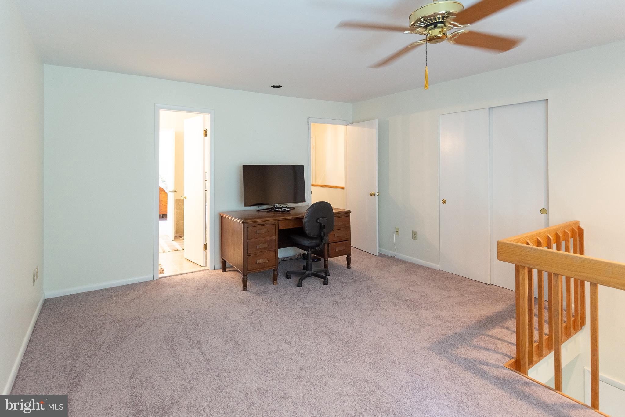 OAKMONT MEWS - Residential