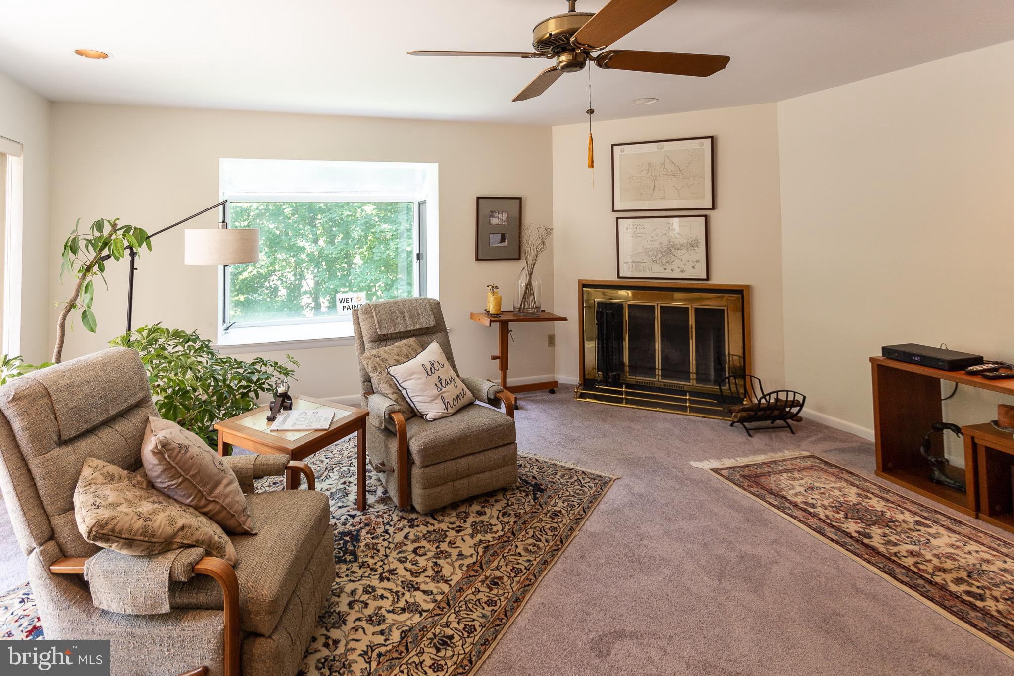 OAKMONT MEWS - Residential