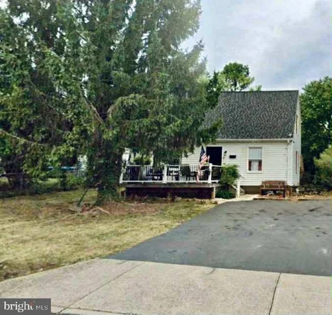 710 New Avenue, Front Royal, VA 22630 - #: VAWR2012782
