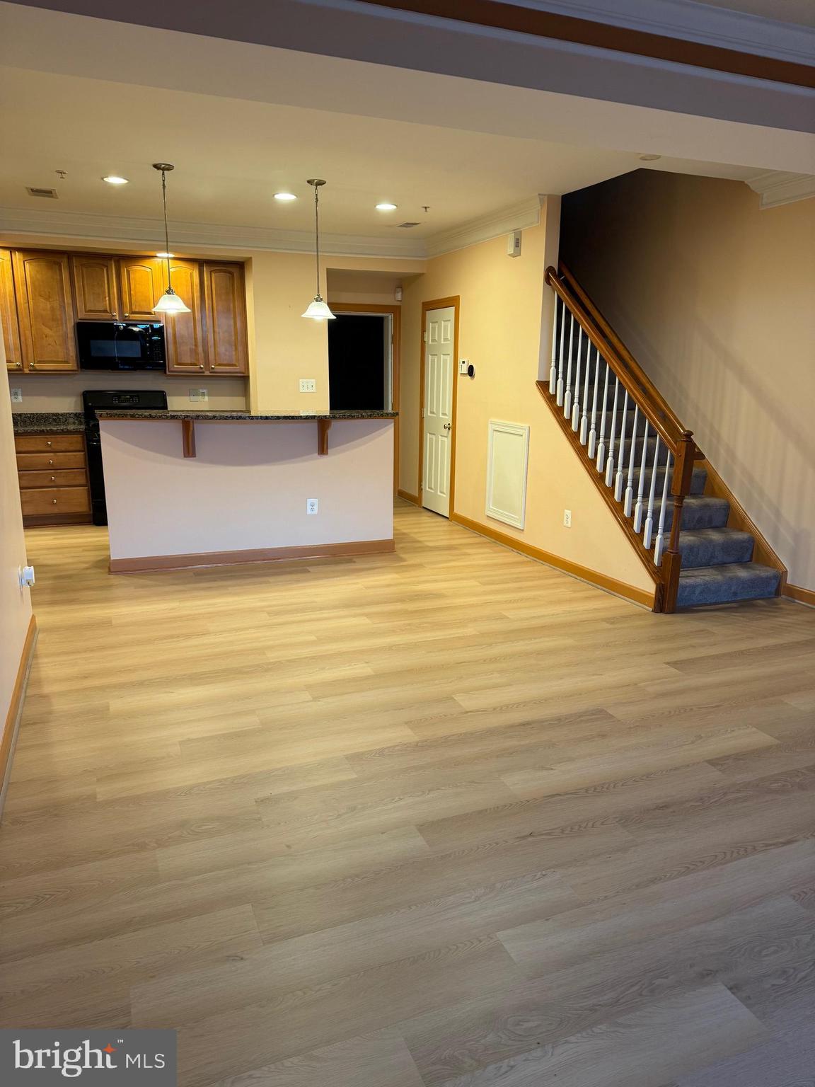 VILLAGES OF URBANA - Residential Lease