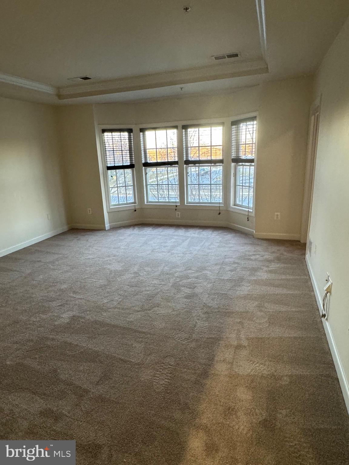 VILLAGES OF URBANA - Residential Lease