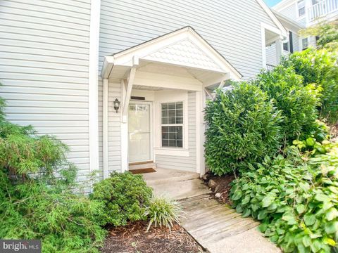 2911 S WOODLEY STREET B 2 ARLINGTON VA 22206