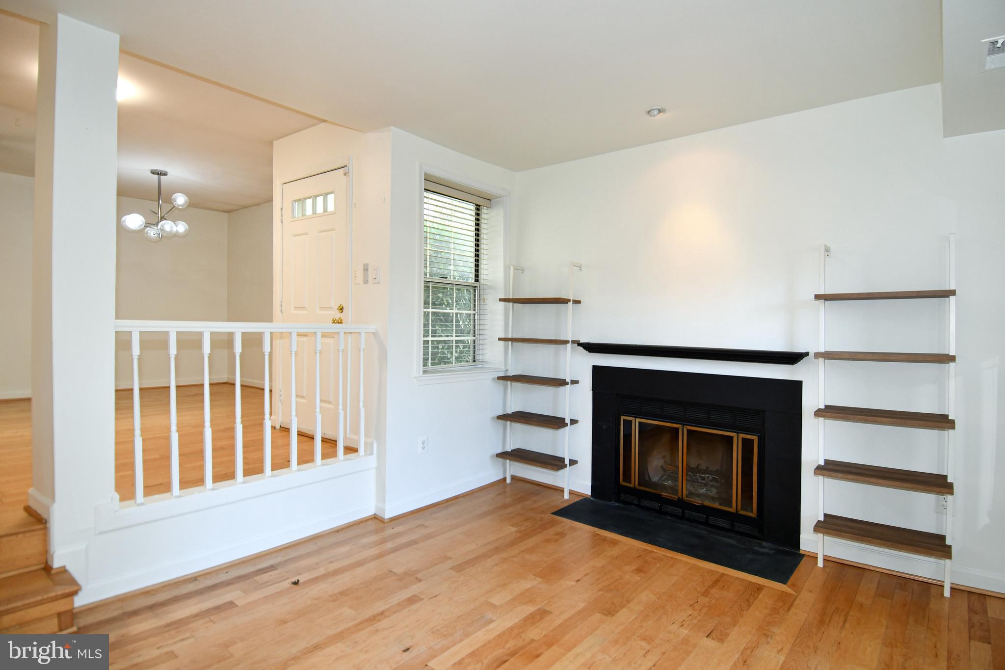 2911 S WOODLEY STREET B 2