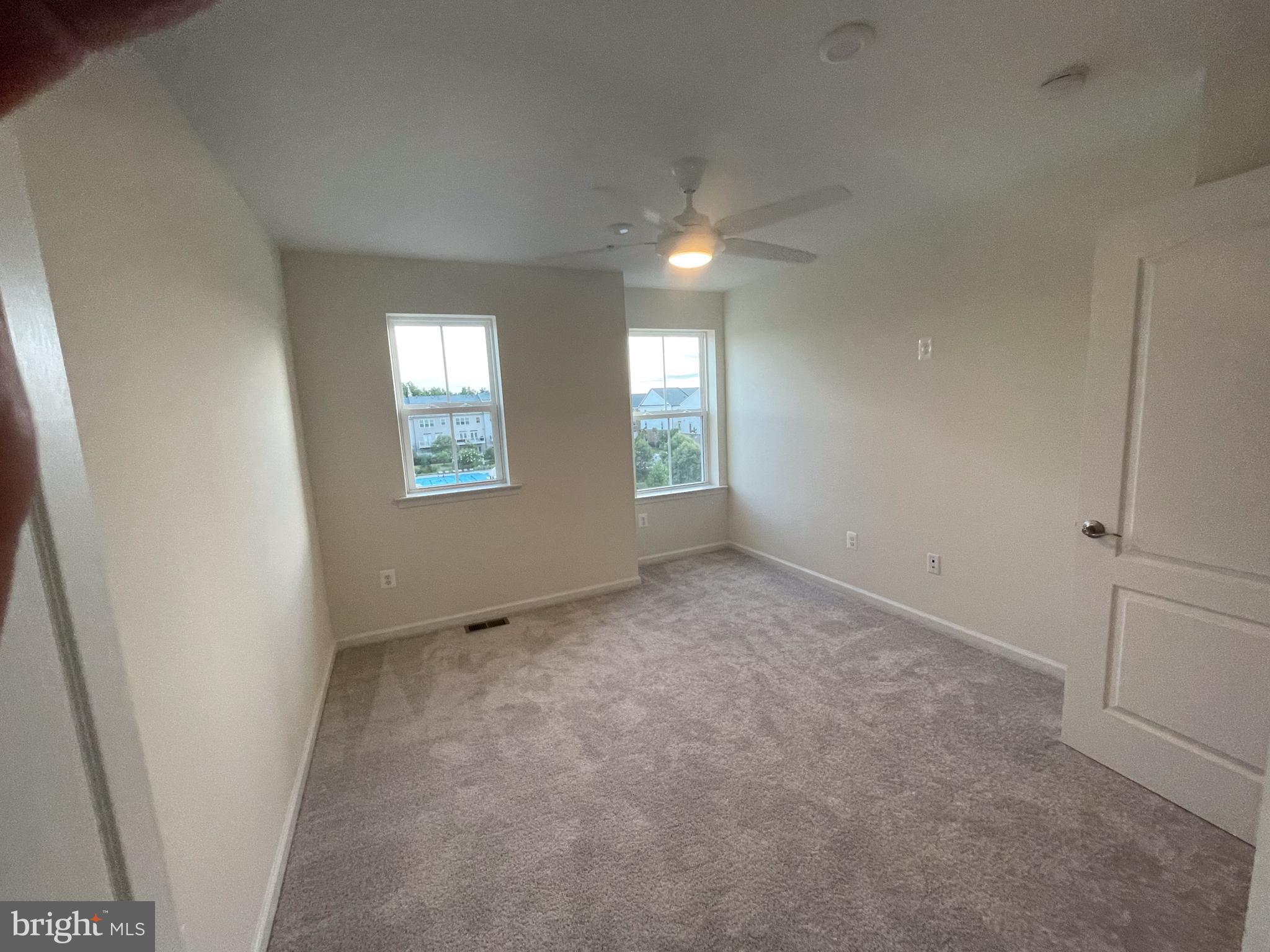 PARKSIDE - Residential