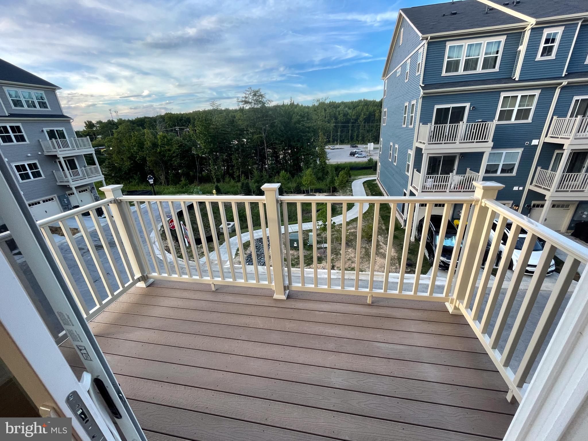 PARKSIDE - Residential