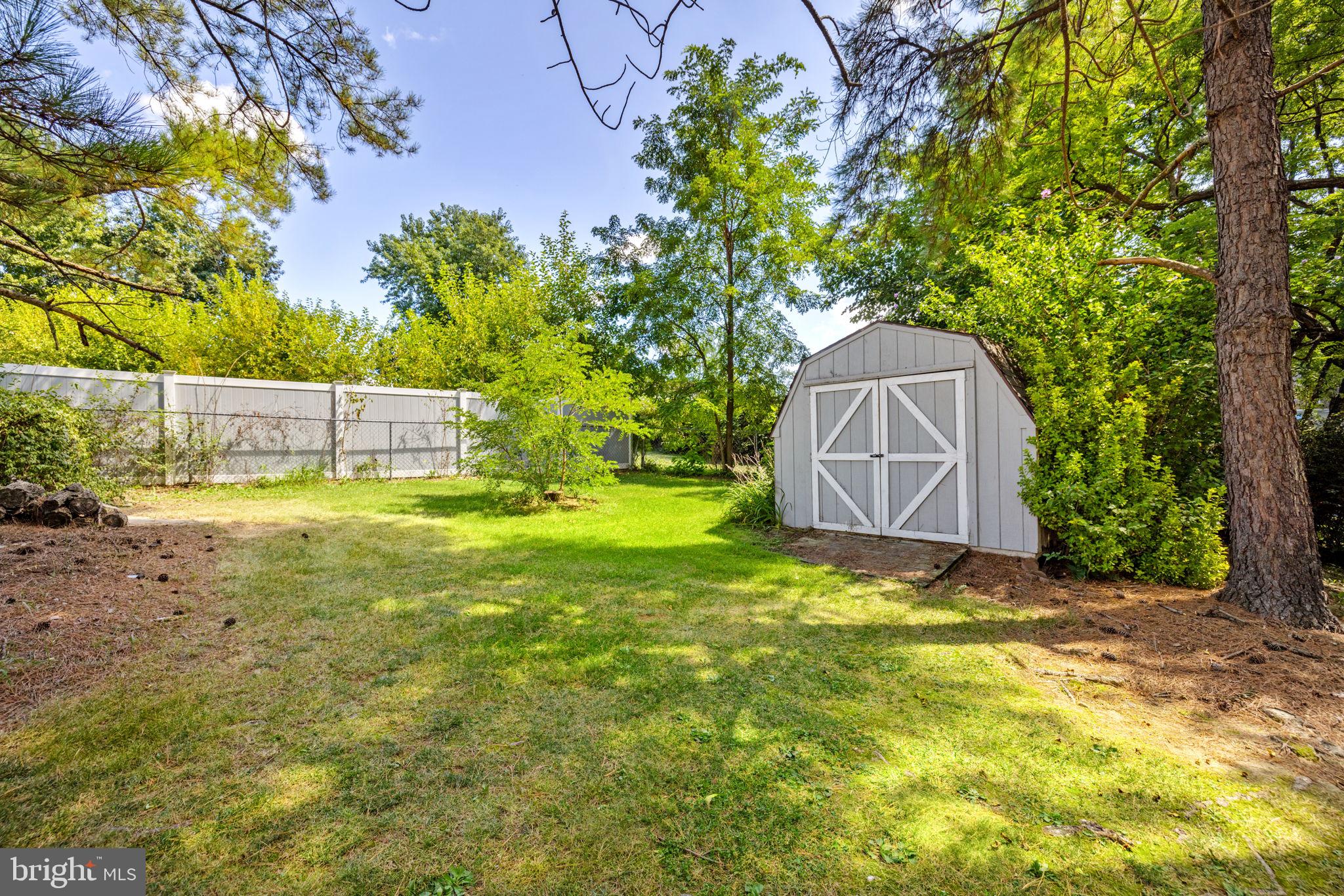 RIDGEFIELD - Residential