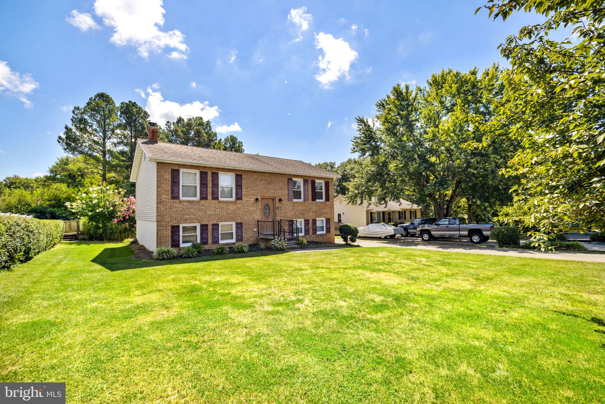 RIDGEFIELD - Residential