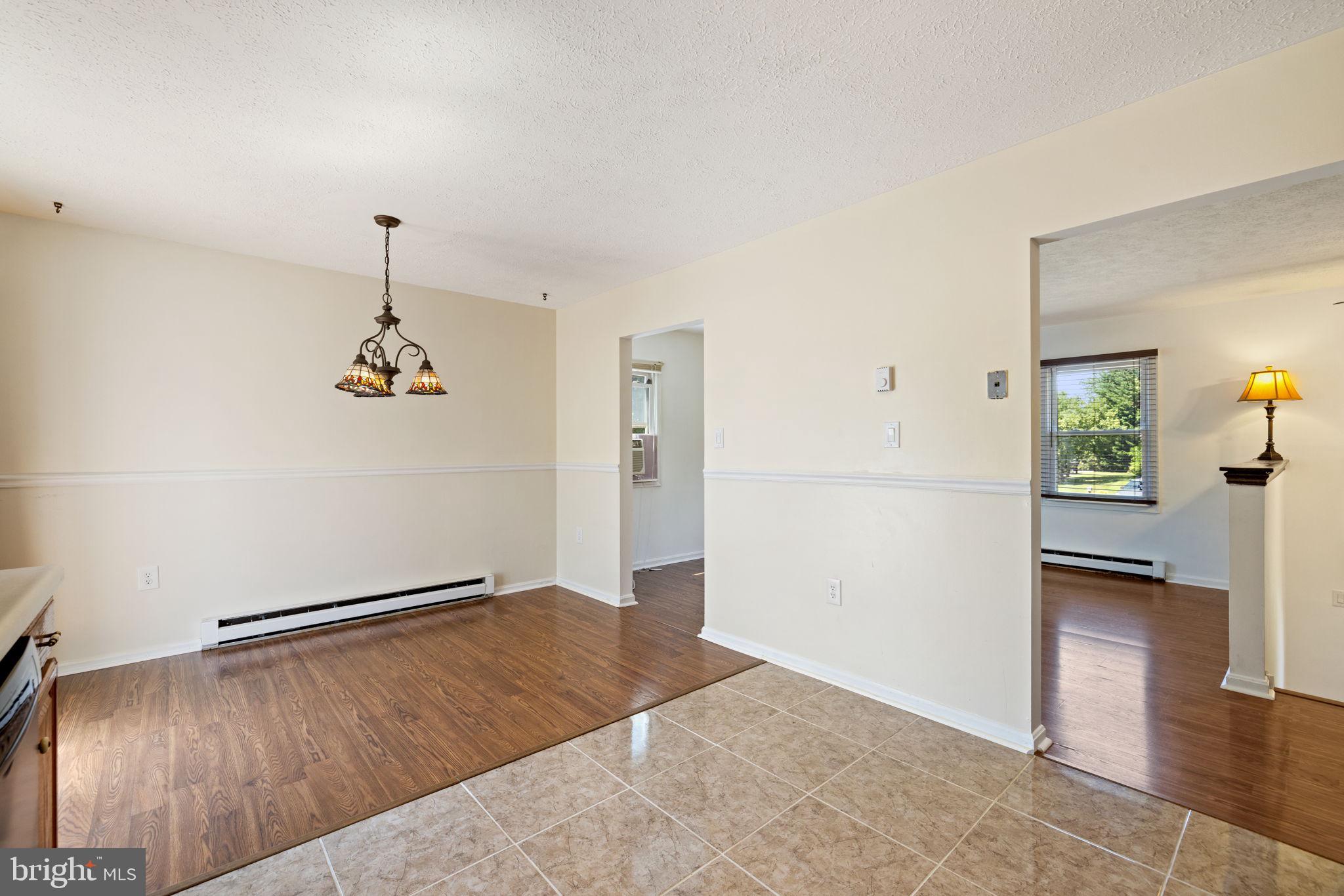 RIDGEFIELD - Residential