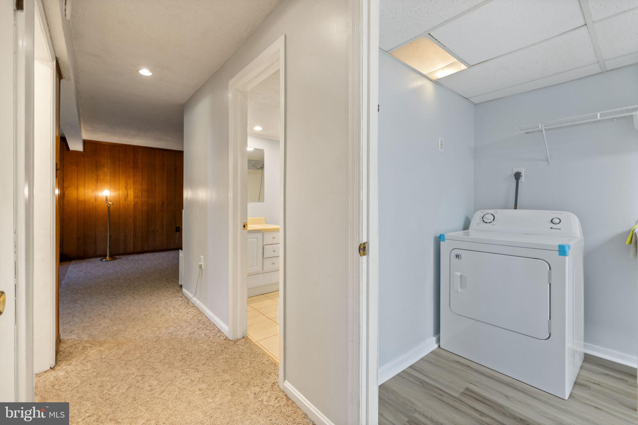 RIDGEFIELD - Residential