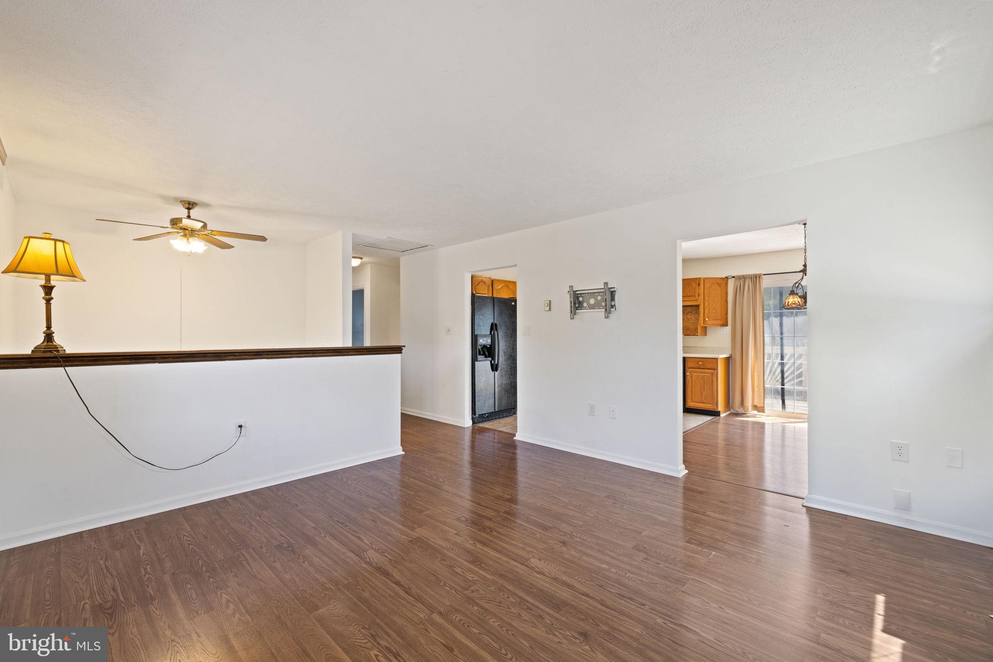 RIDGEFIELD - Residential