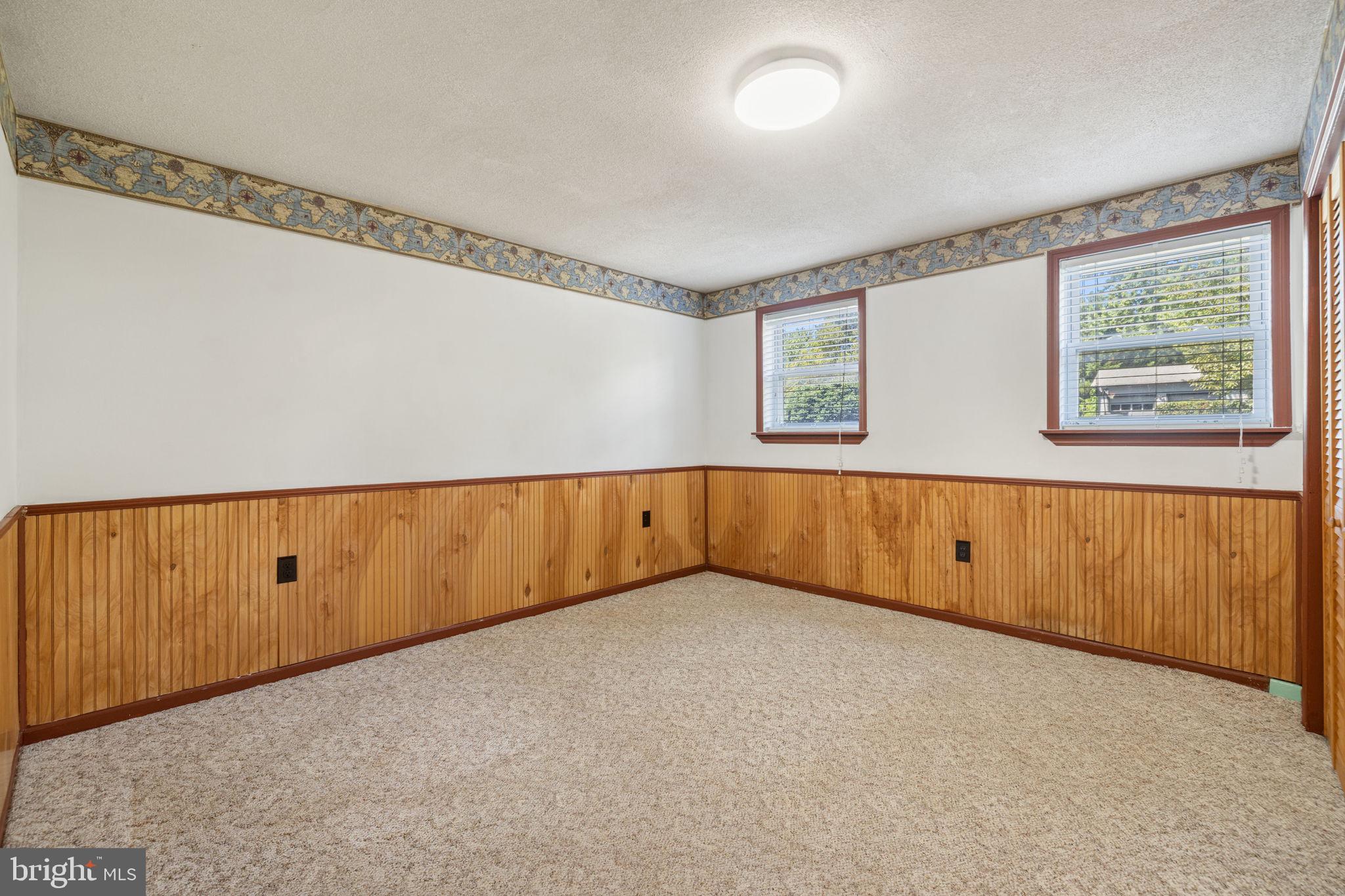 RIDGEFIELD - Residential