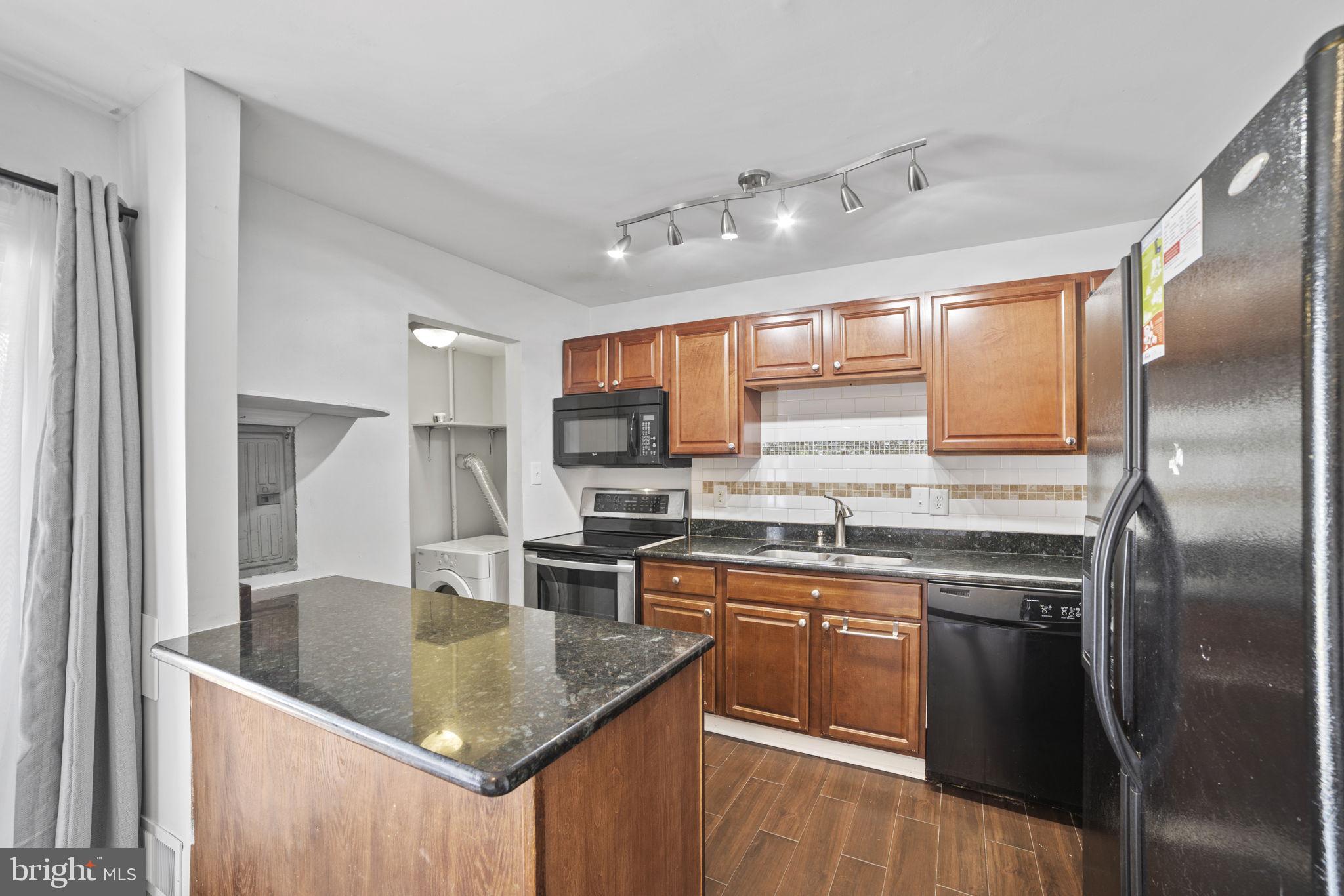 GEORGETOWN SOUTH - Residential Lease